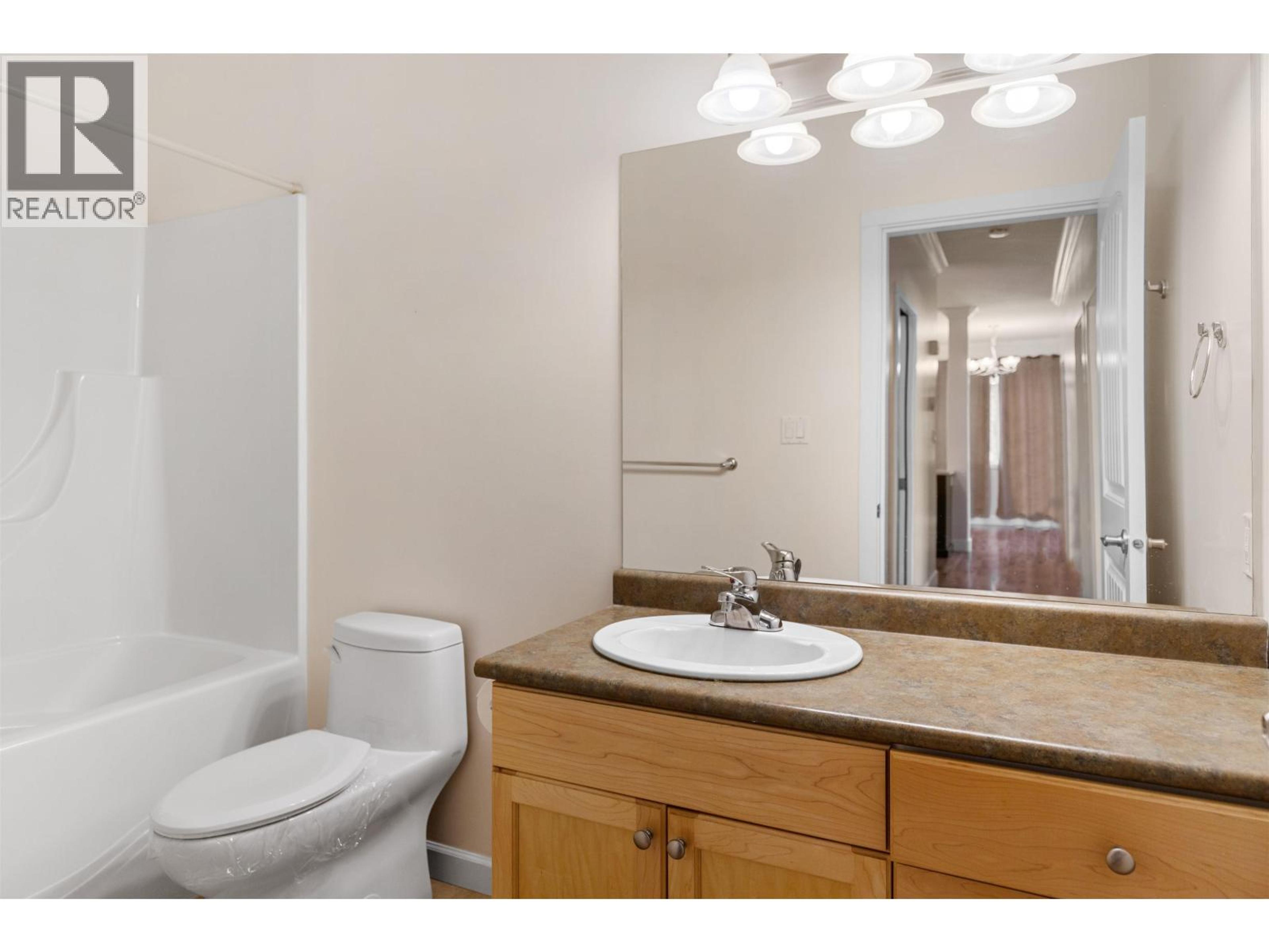 #158 1702 DYKE ROAD - 23