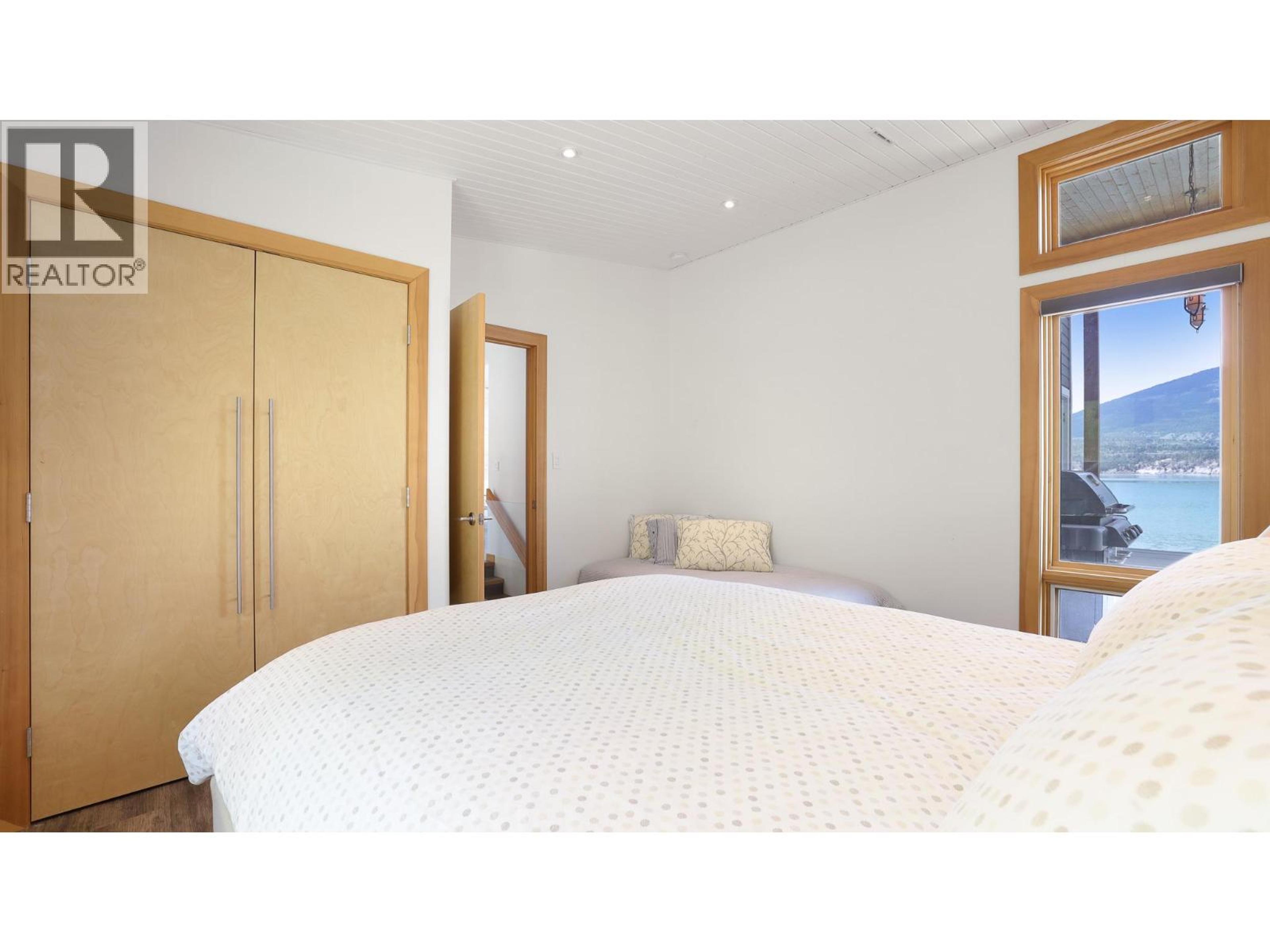 8257 GRAINGER ROAD - 26