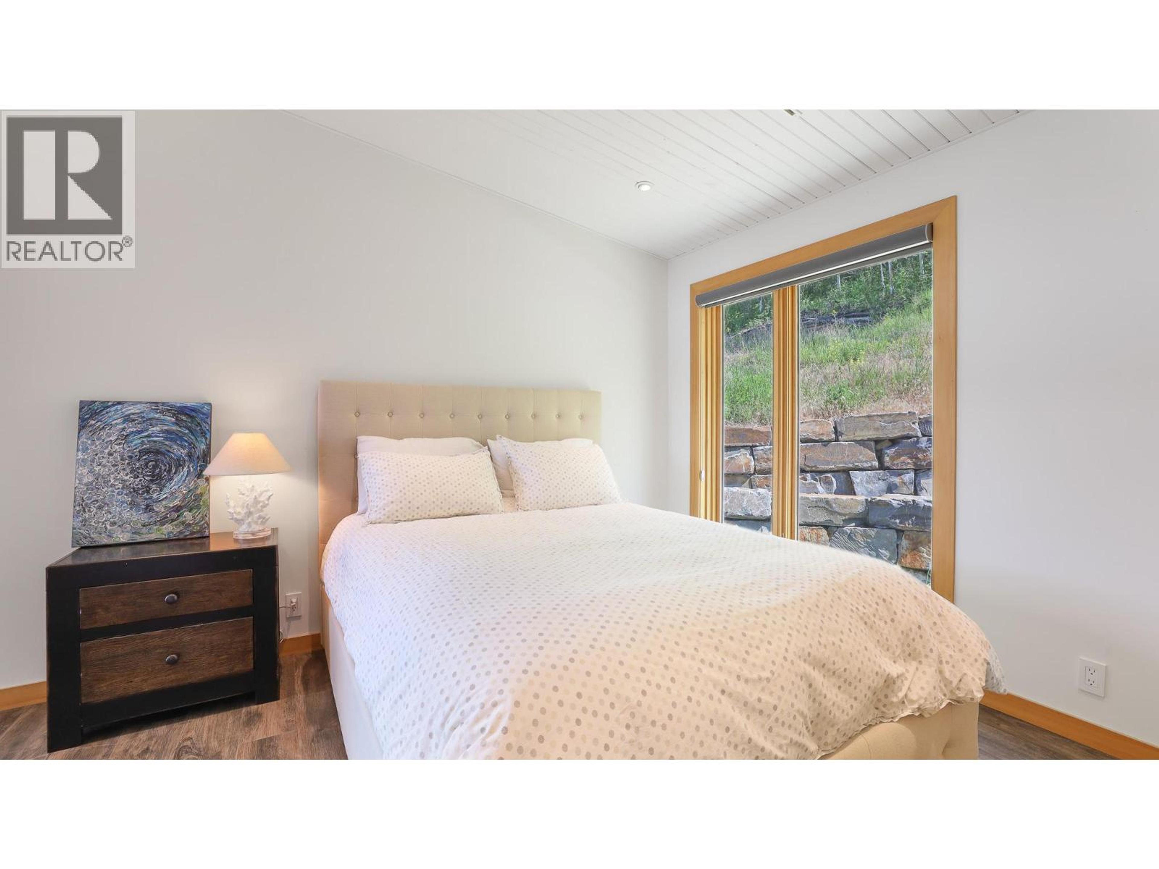 8257 GRAINGER ROAD - 24