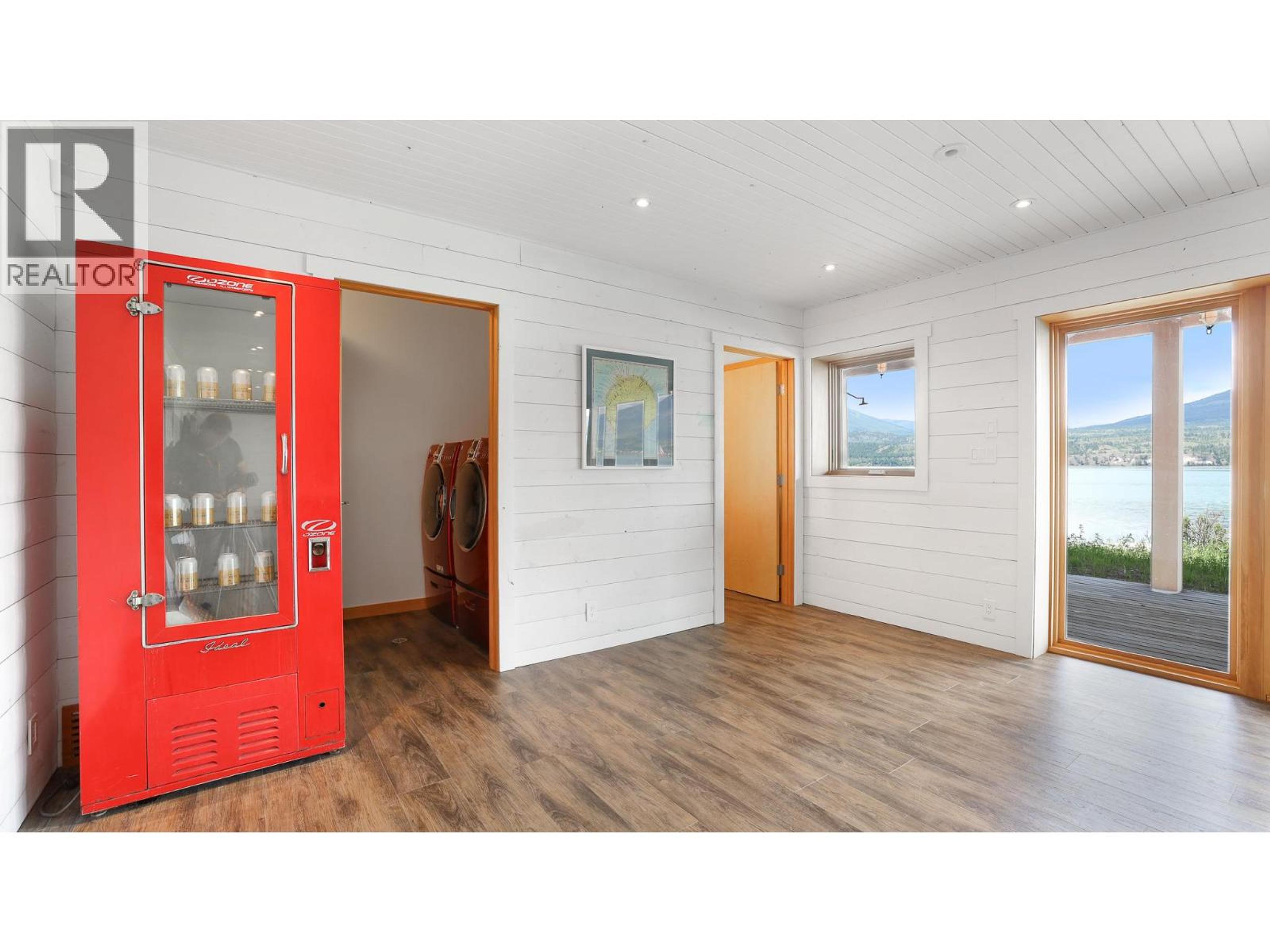 8257 GRAINGER ROAD - 32