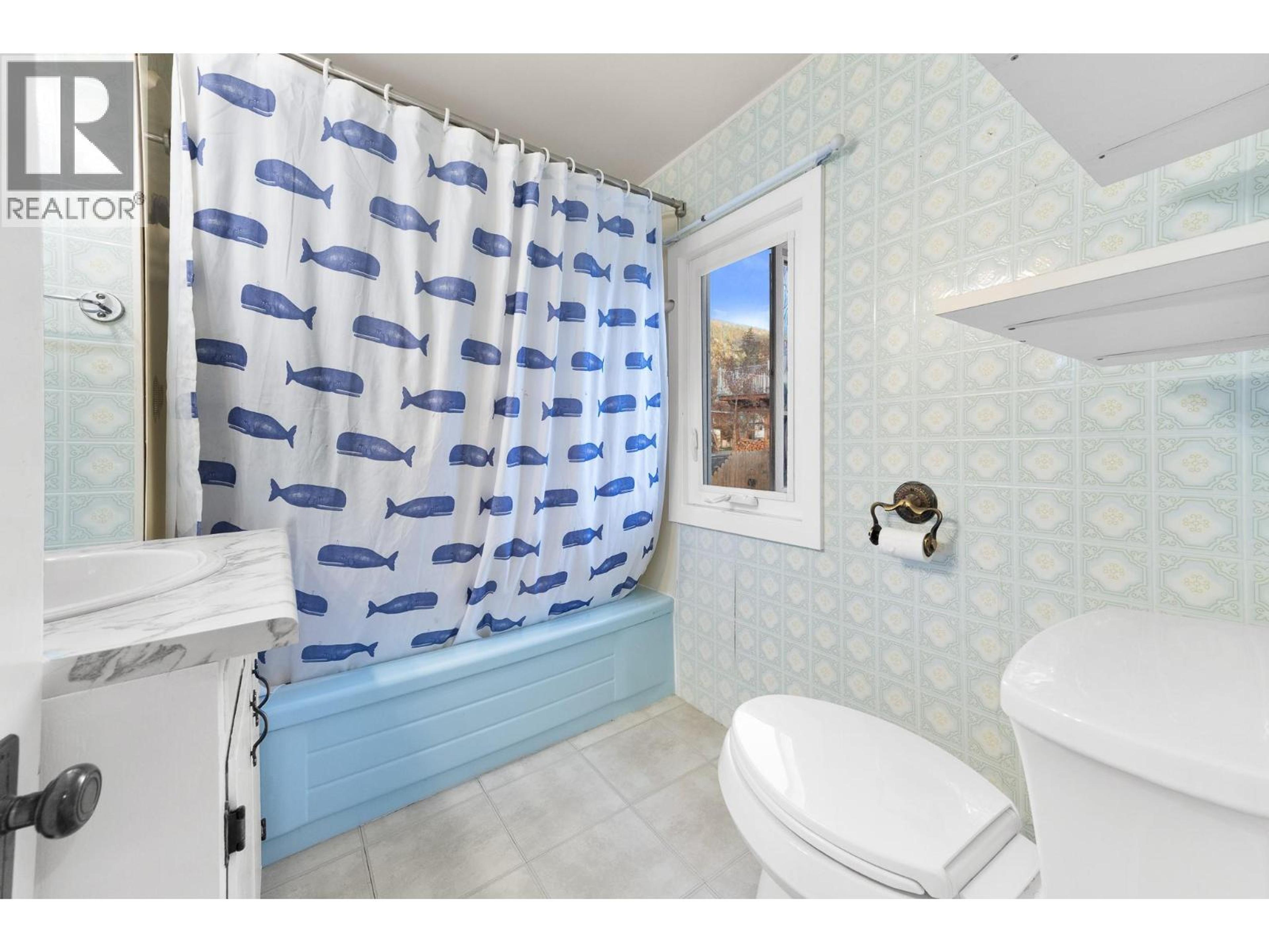 306 10TH AVENUE N - 21