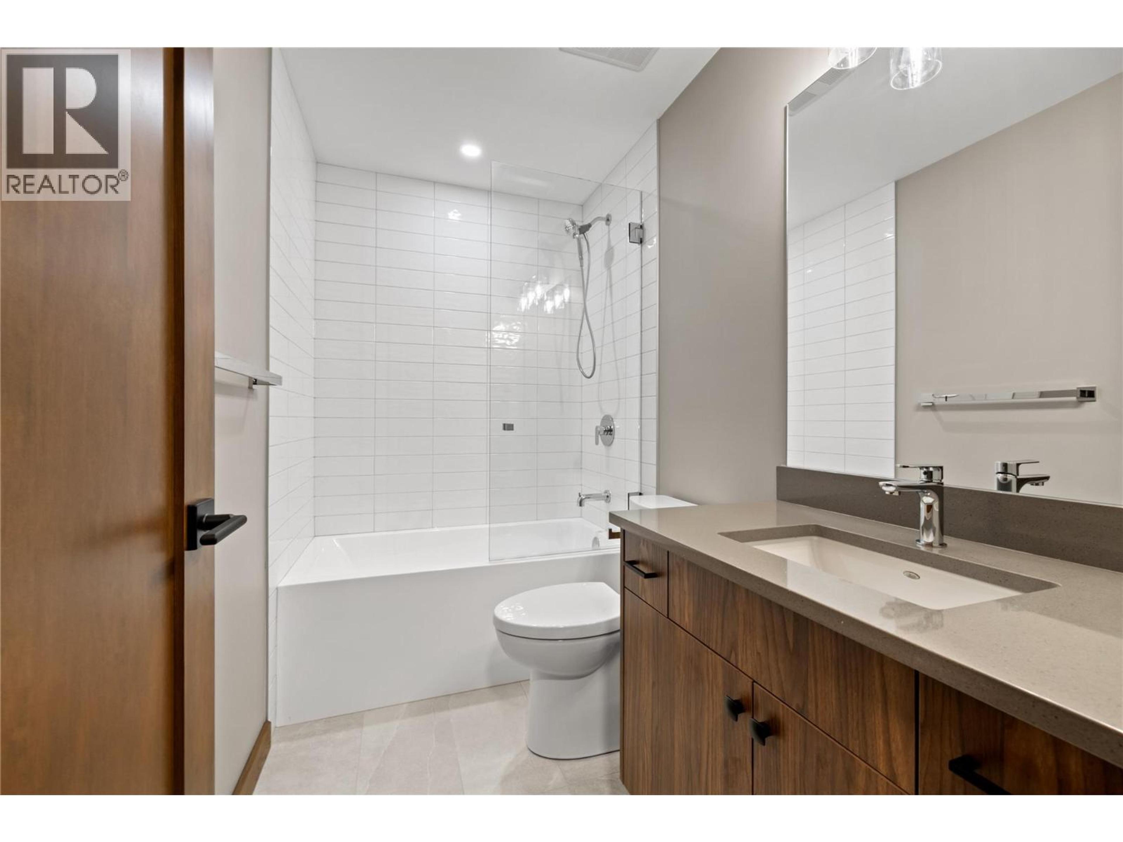 #88 255 FEATHERTOP WAY - 24