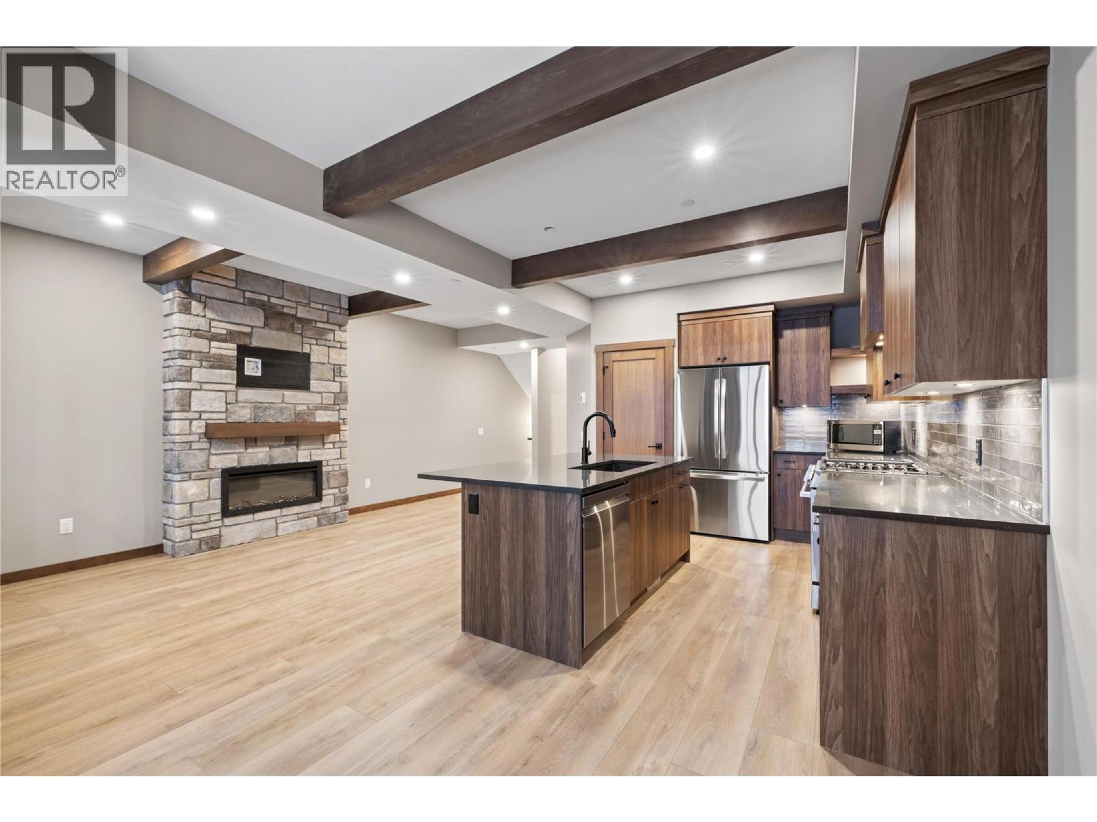 #88 255 FEATHERTOP WAY - 6