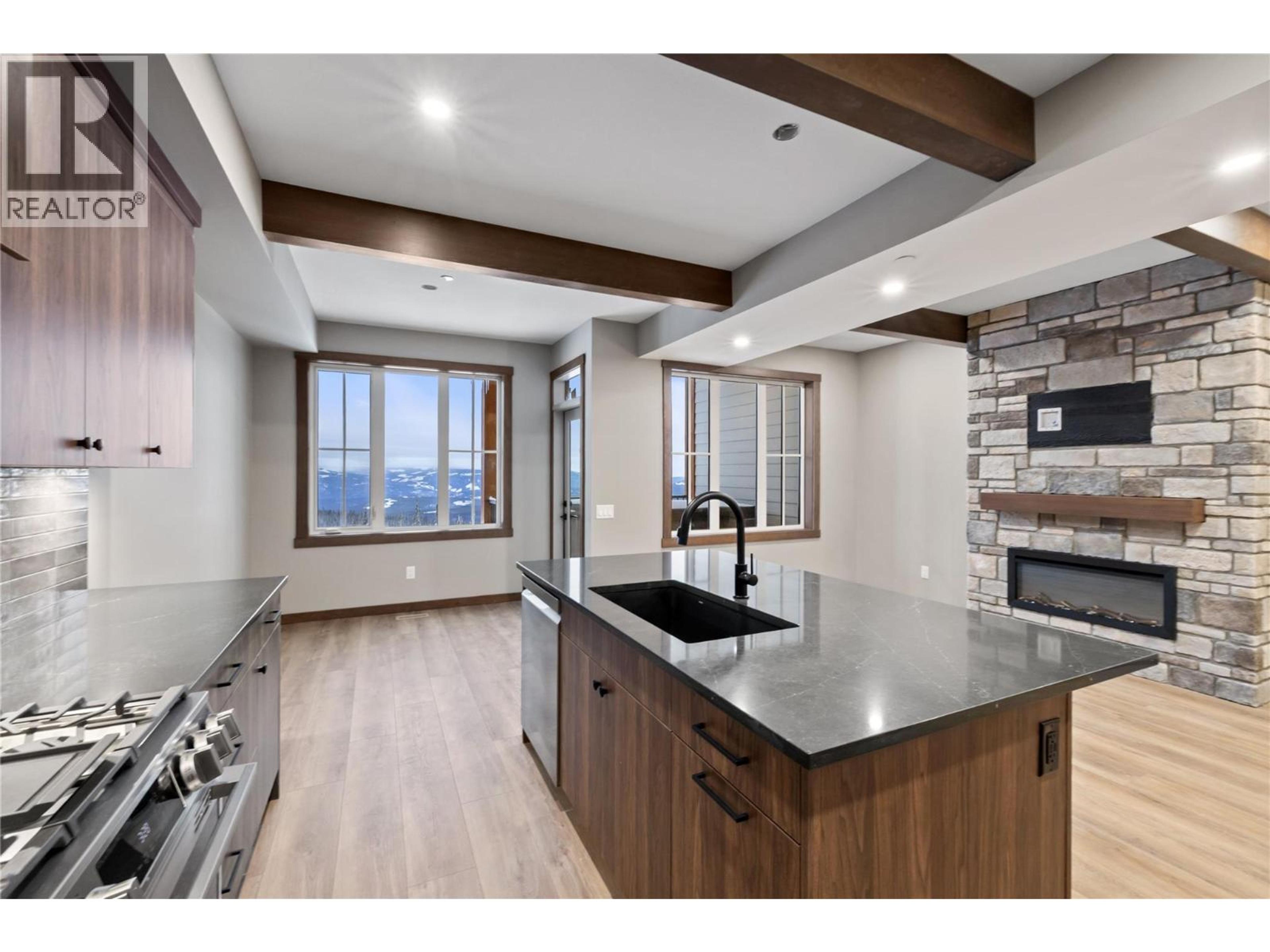 #88 255 FEATHERTOP WAY - 13