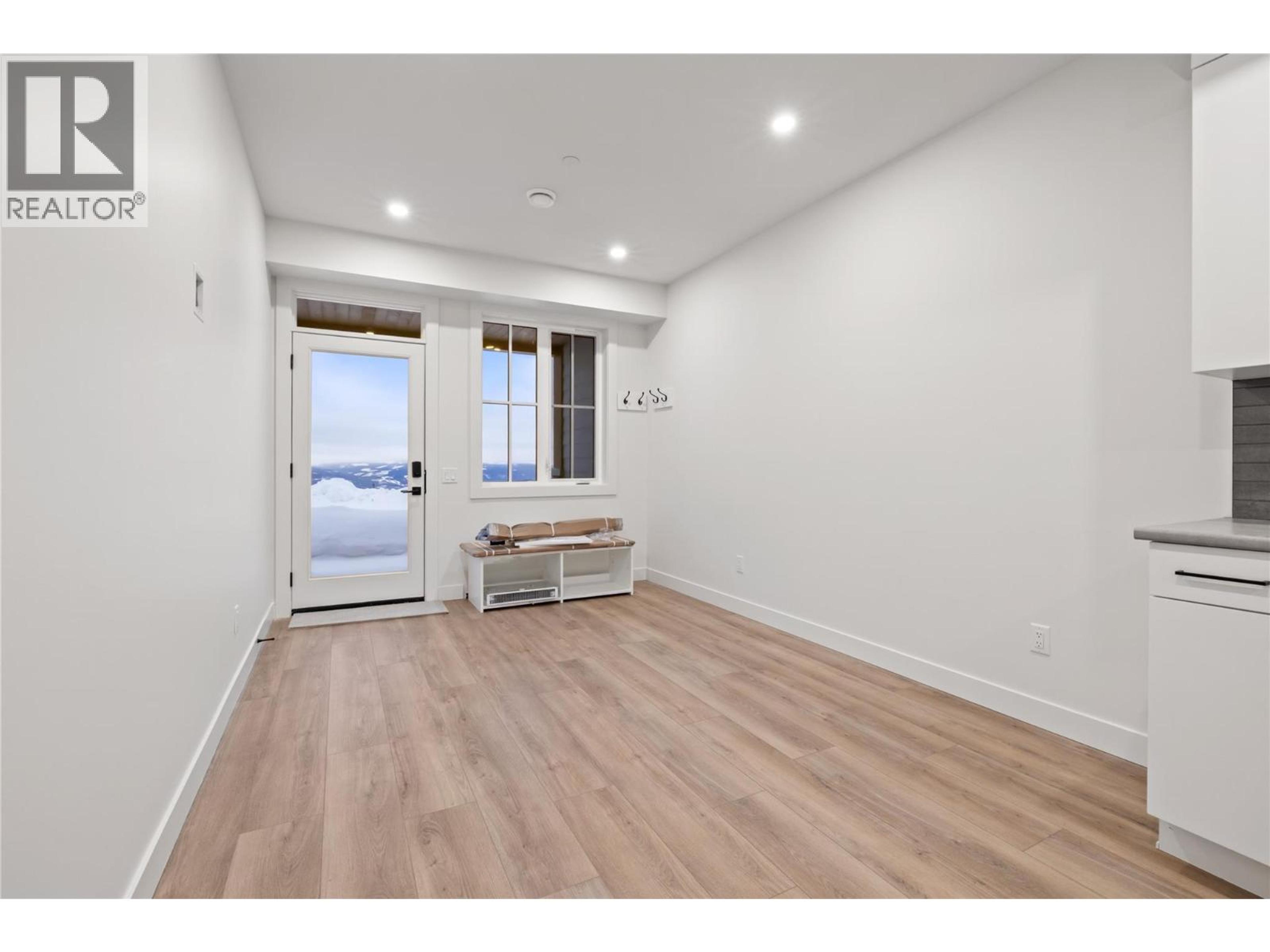 #88 255 FEATHERTOP WAY - 34