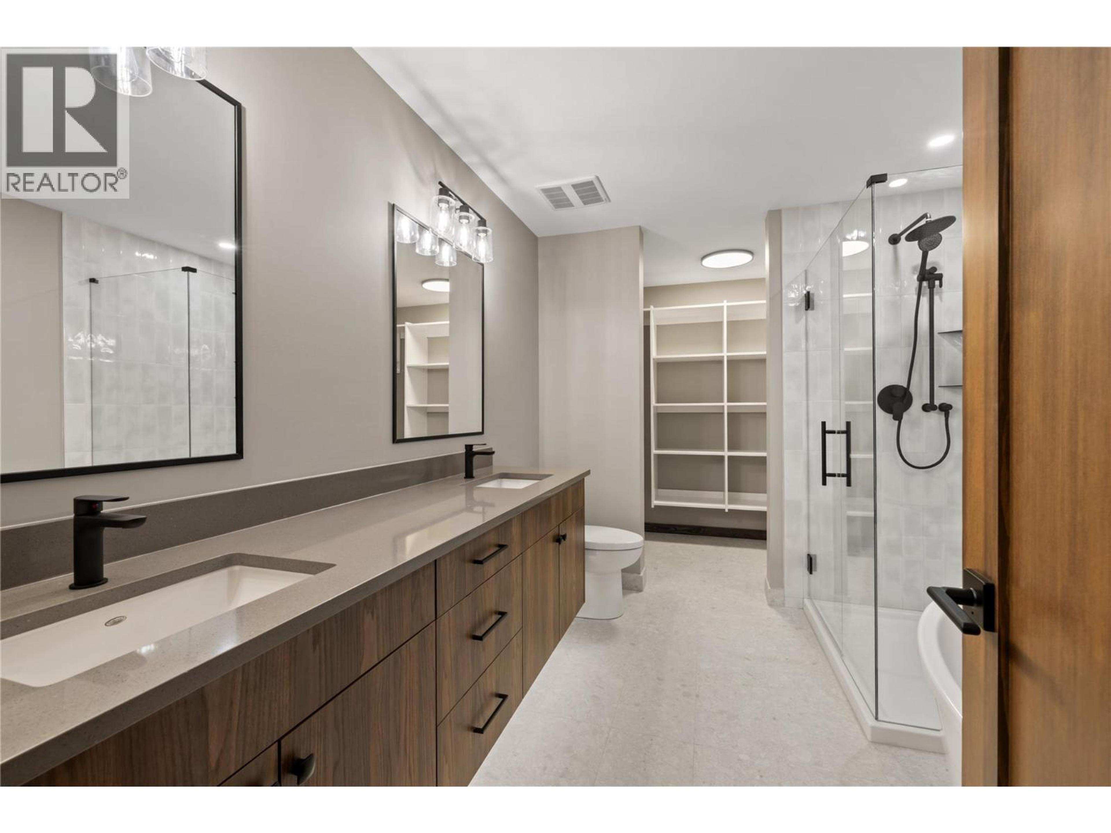 #88 255 FEATHERTOP WAY - 27