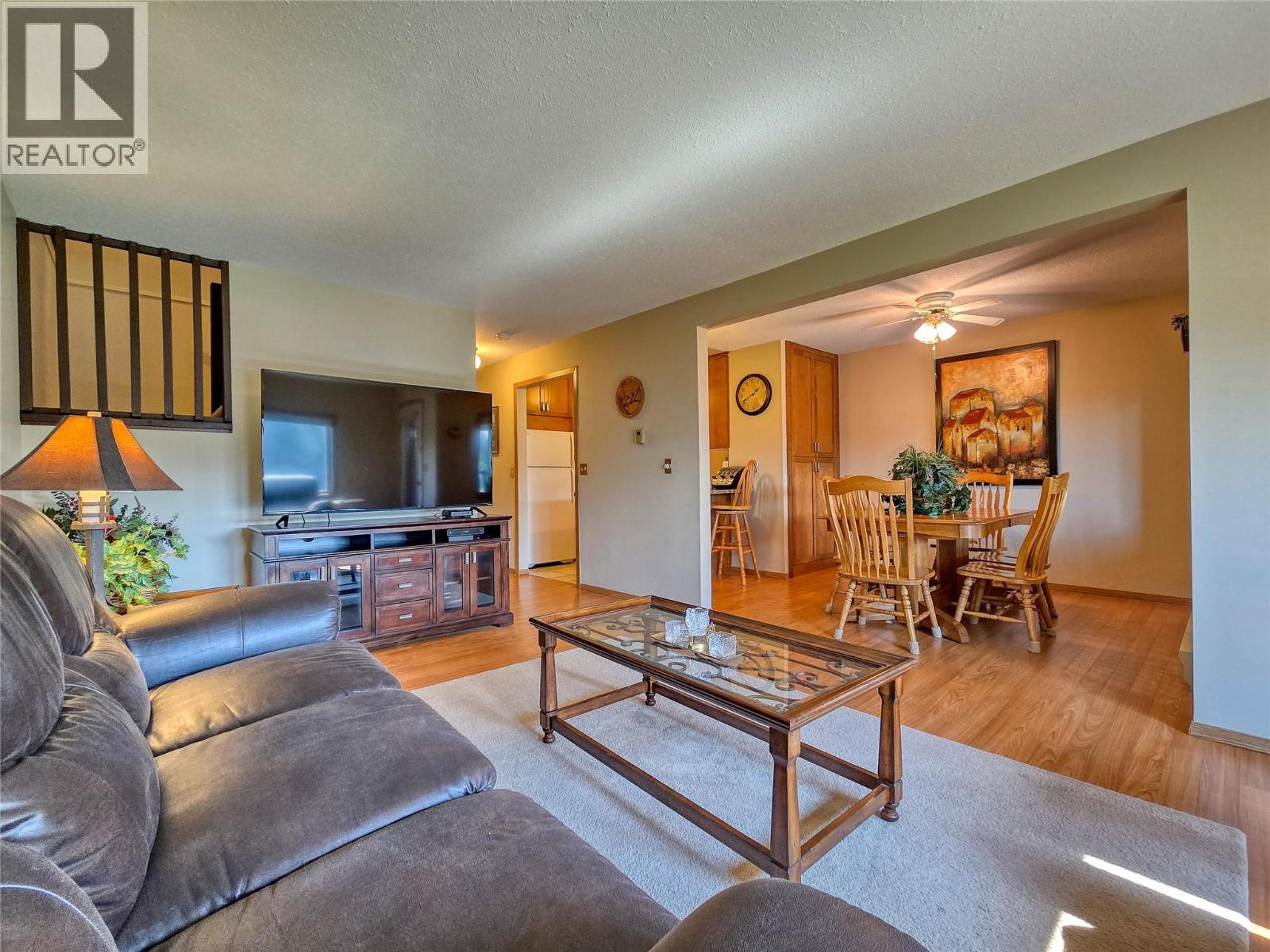 #7 8040 RADIUM GOLF COURSE ROAD - 17