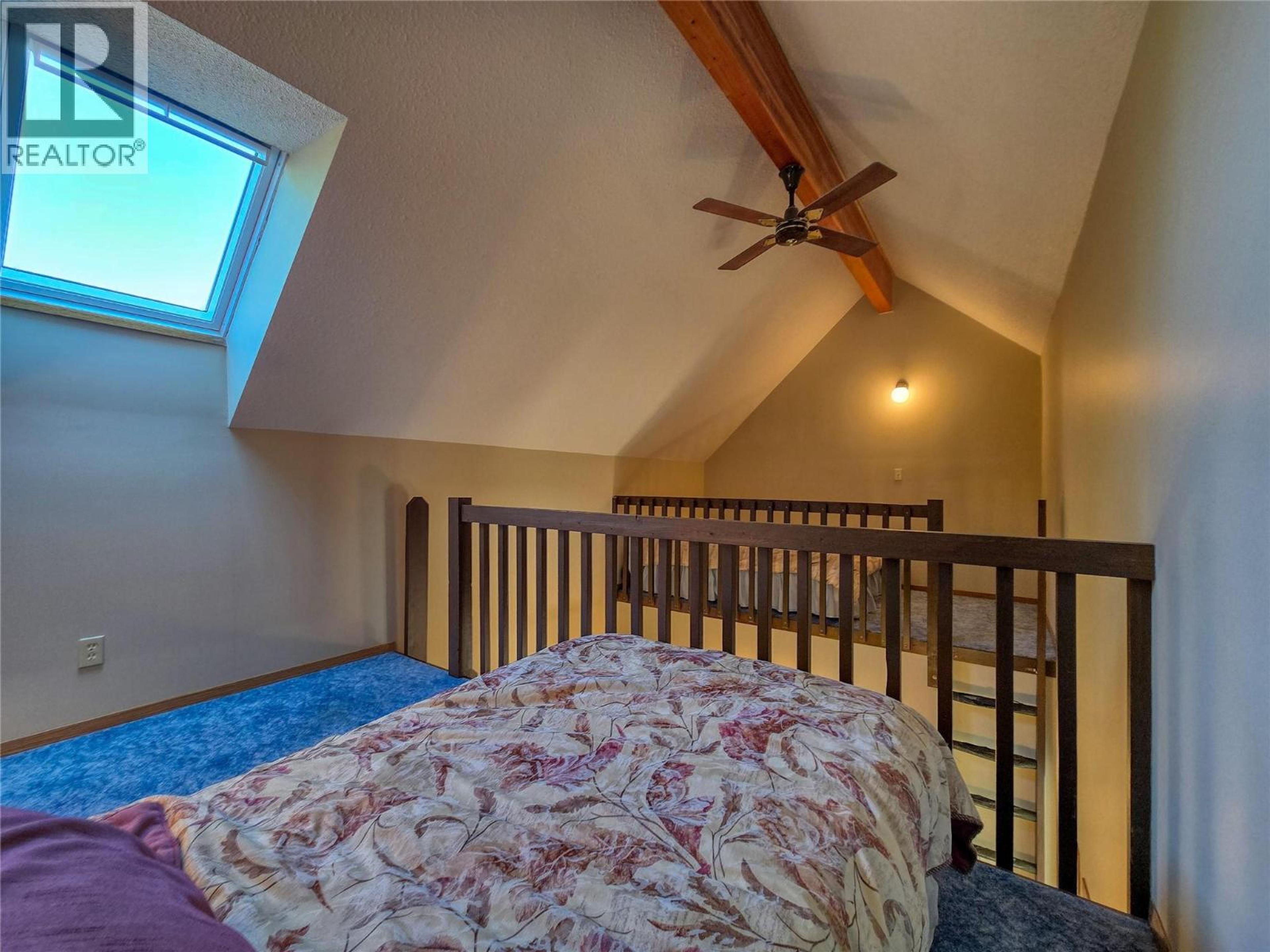 #7 8040 RADIUM GOLF COURSE ROAD - 37