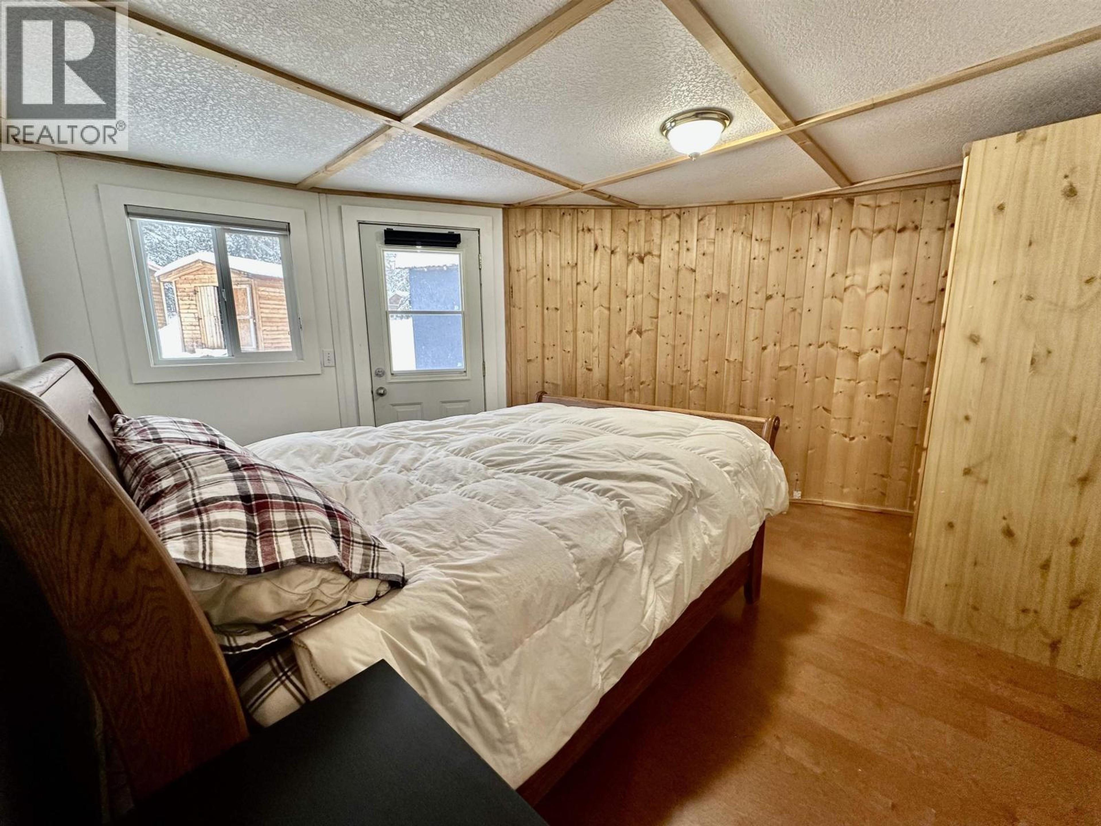 772 S GREEN LAKE ROAD - 13