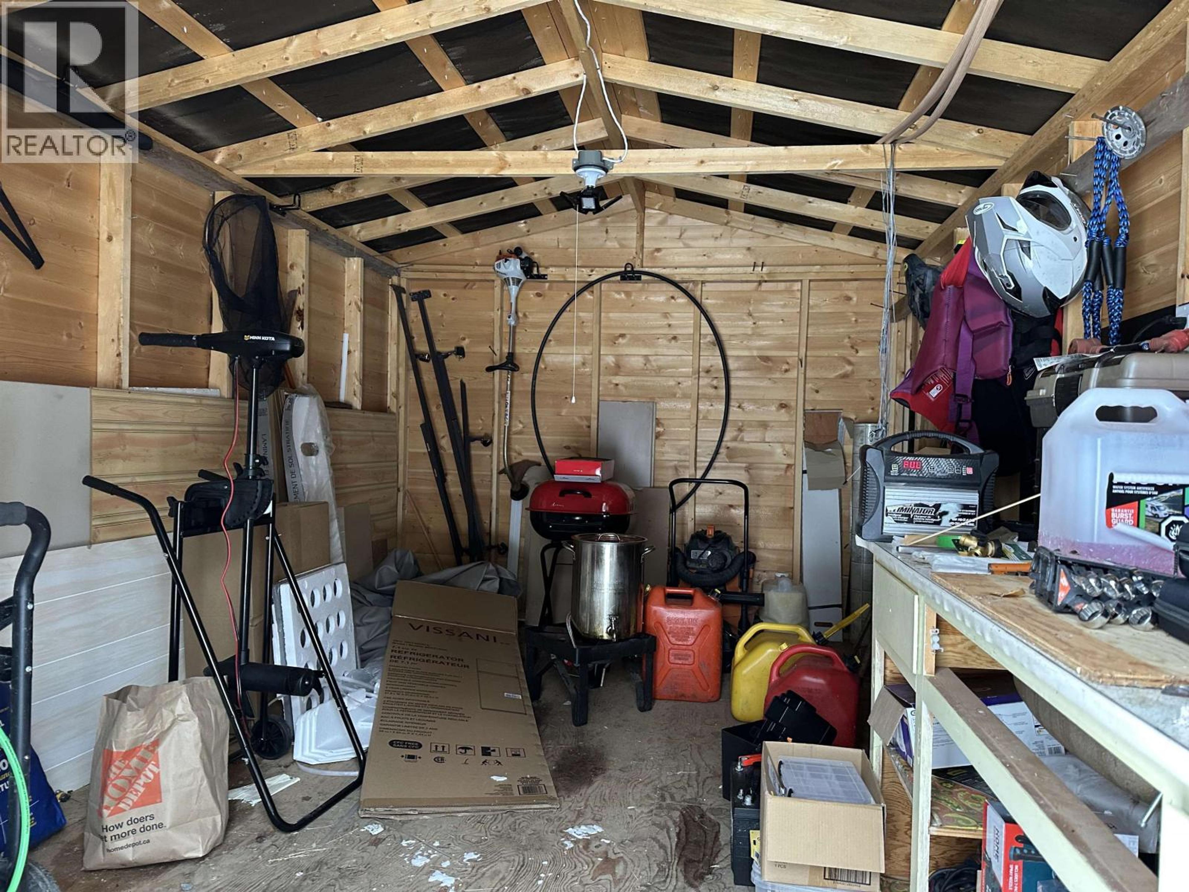 772 S GREEN LAKE ROAD - 23