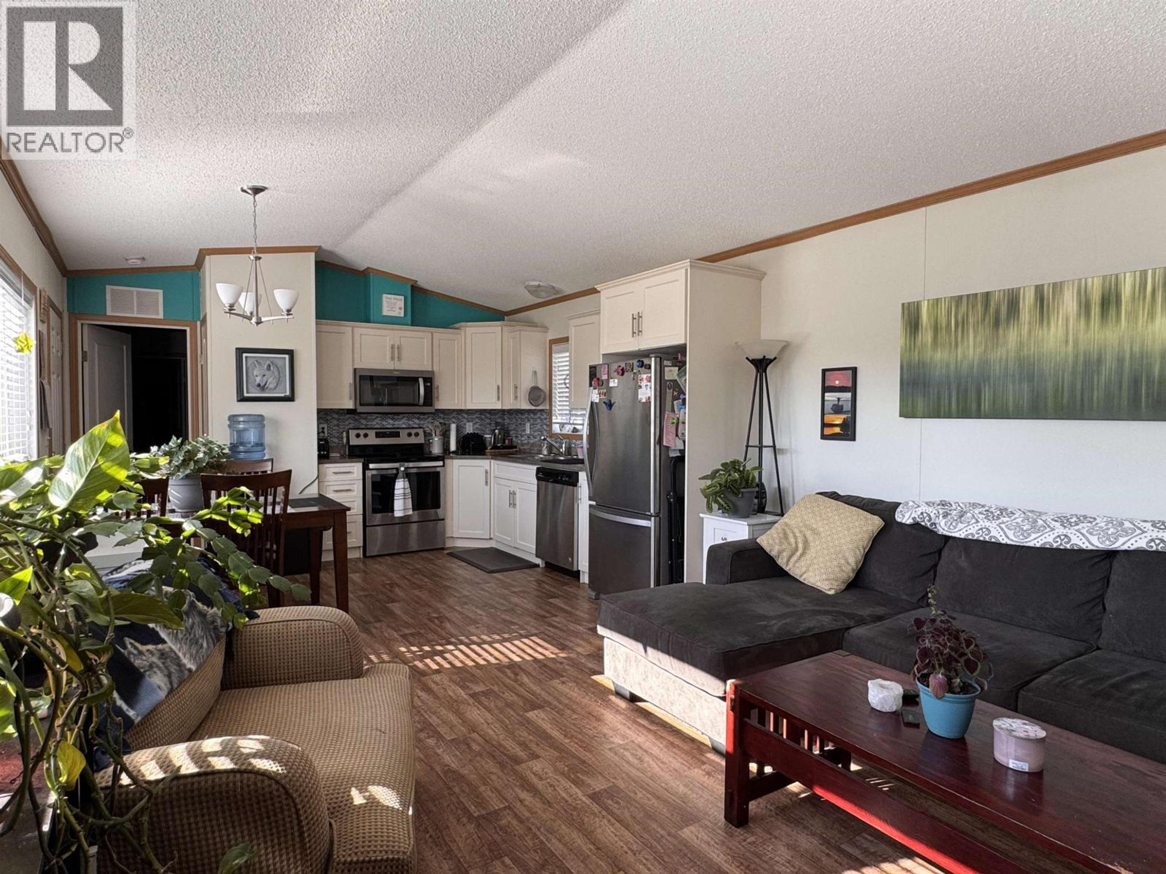 #27 5204 ACKROYD STREET - Image 7