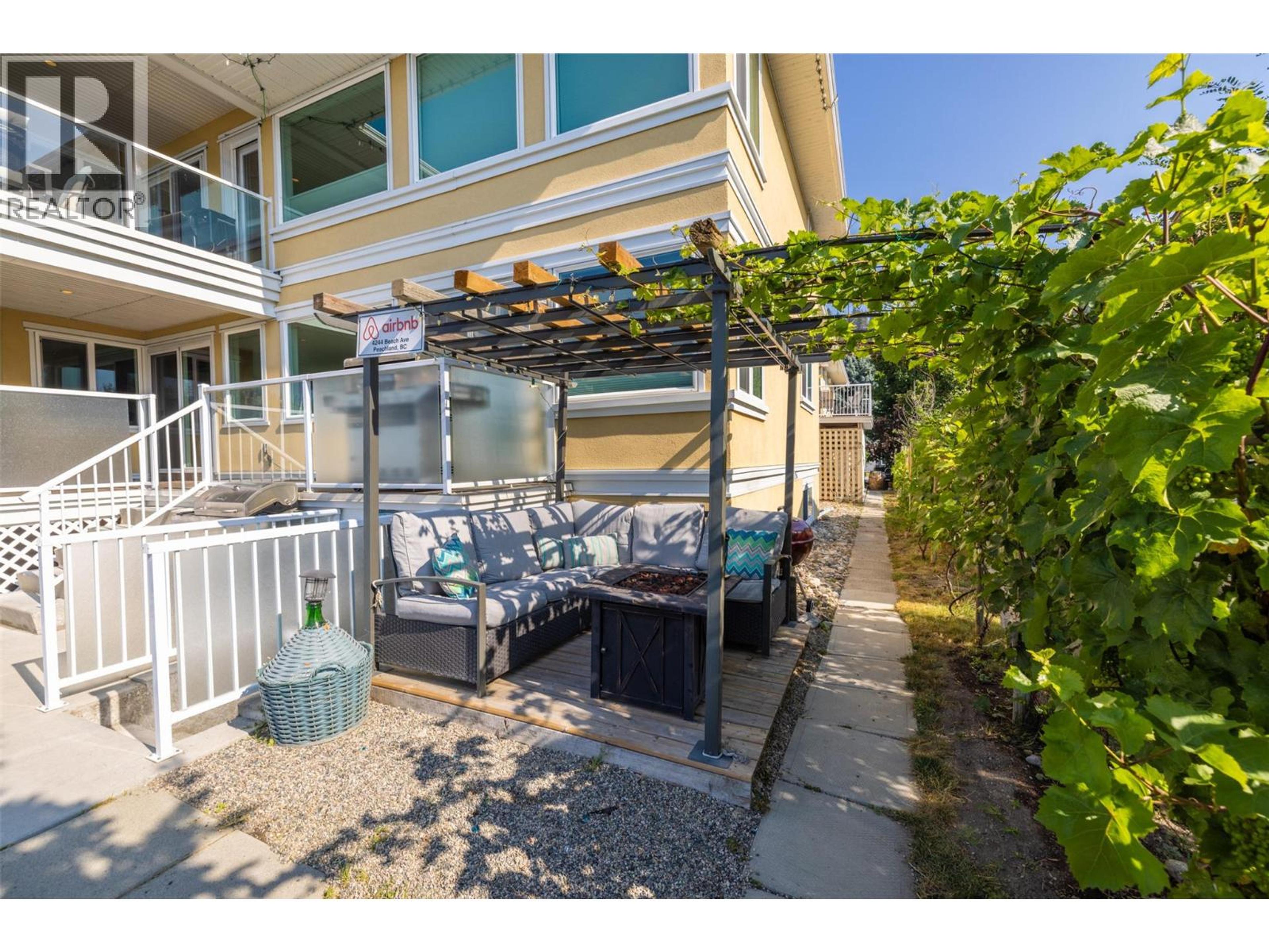 4244 BEACH AVENUE - 12