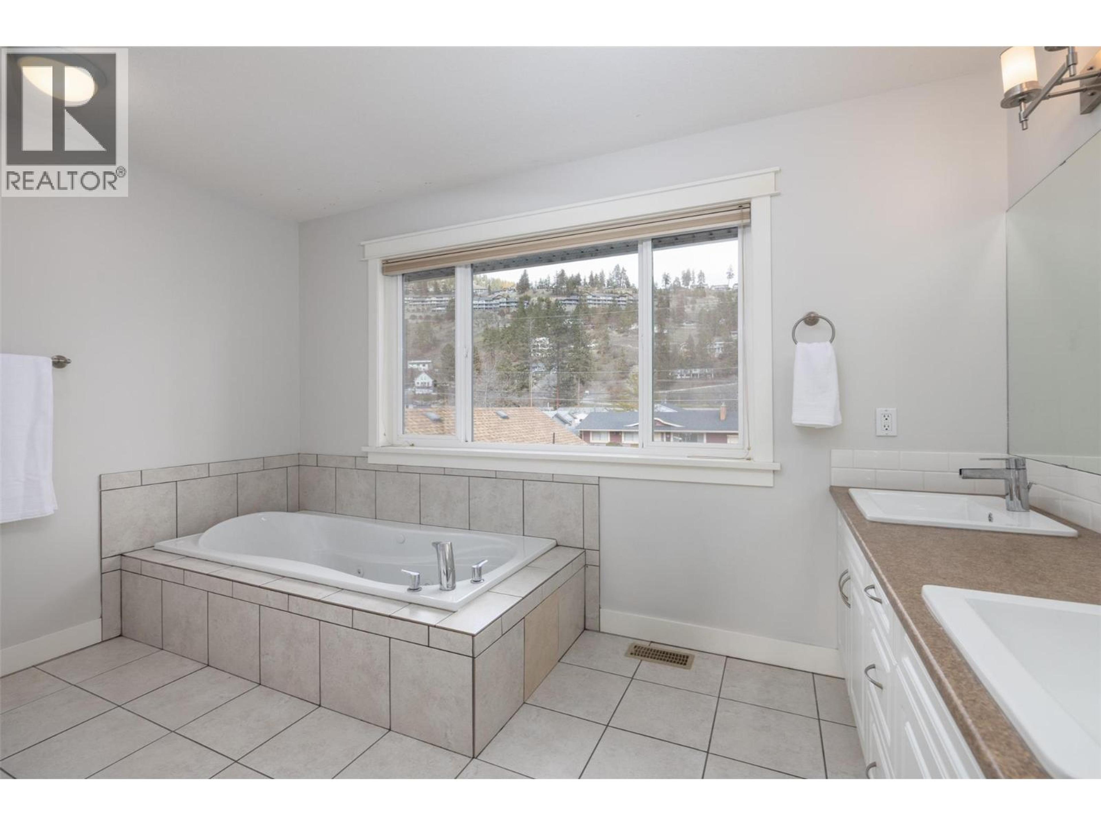 4244 BEACH AVENUE - 64