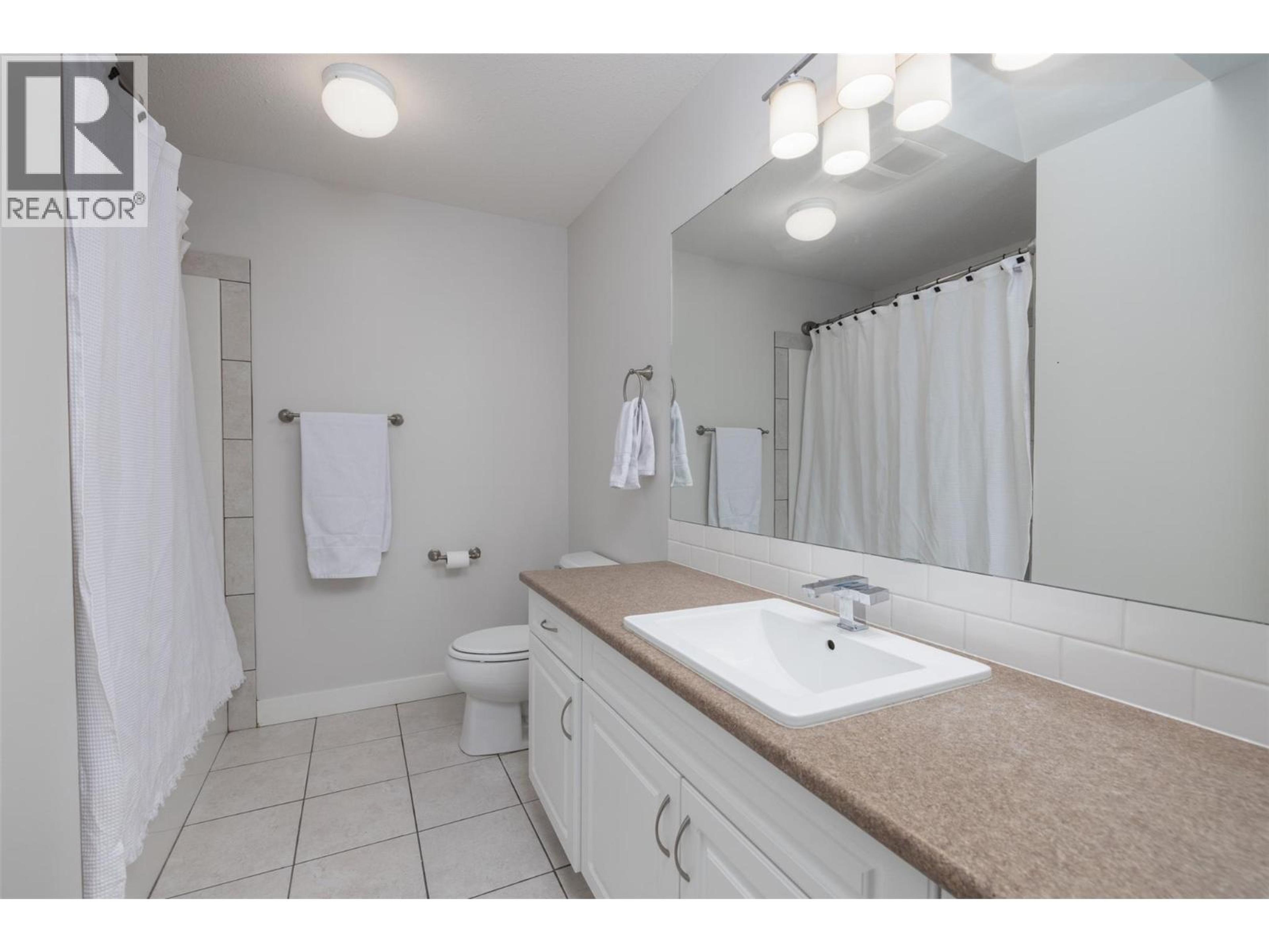 4244 BEACH AVENUE - 56