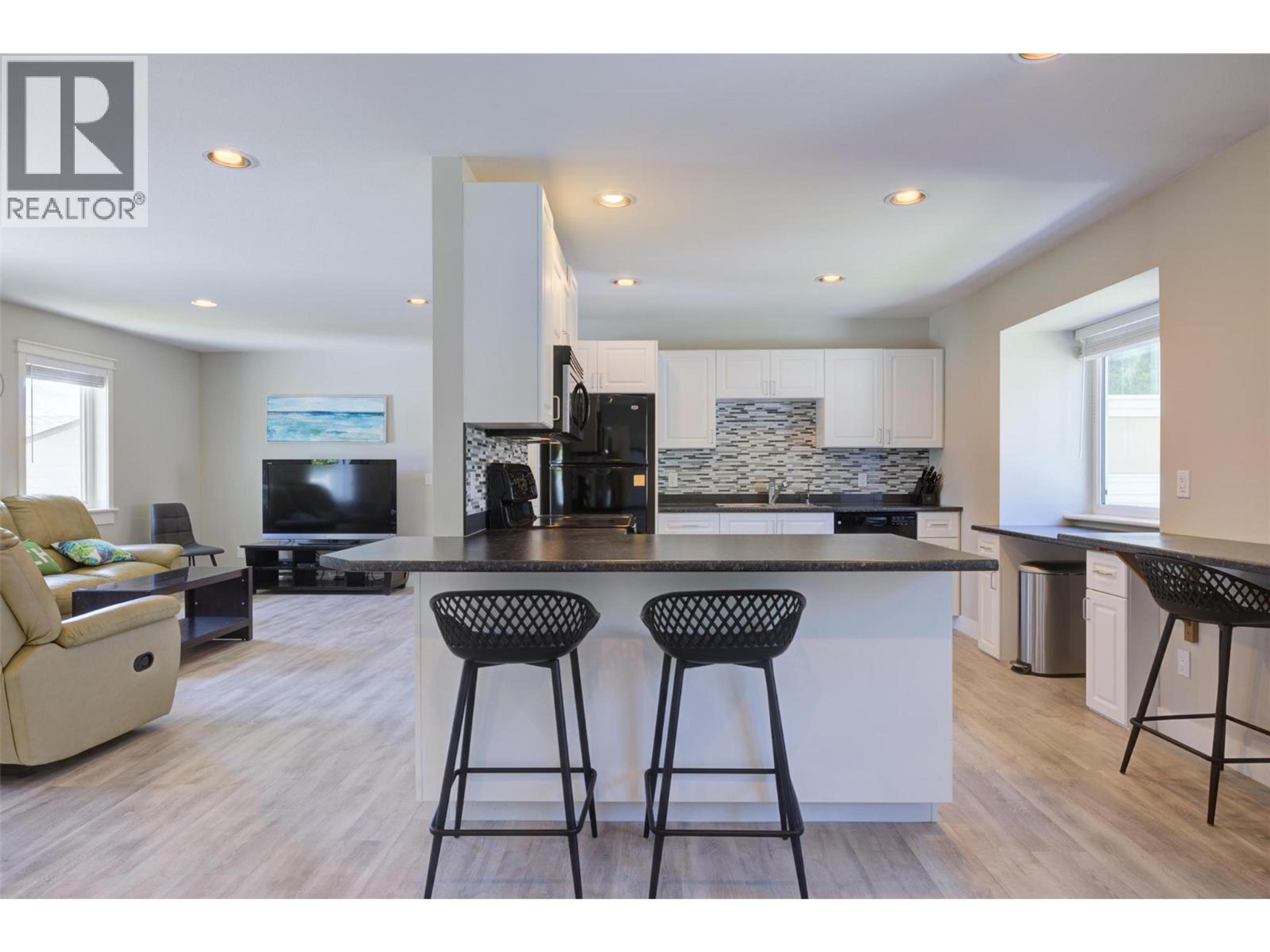 4244 BEACH AVENUE - 75