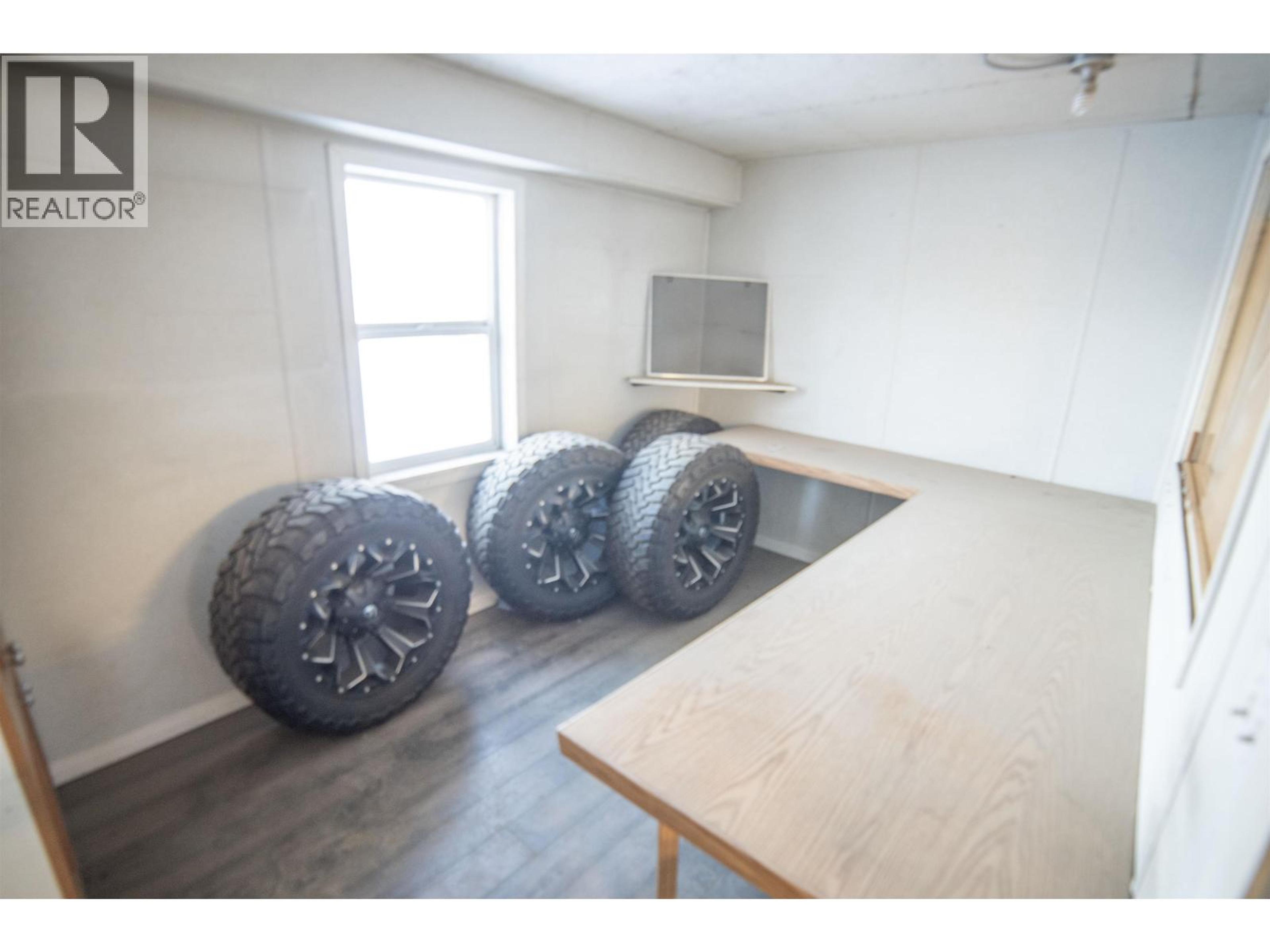 10727 NORTHERN LIGHTS DRIVE - 32