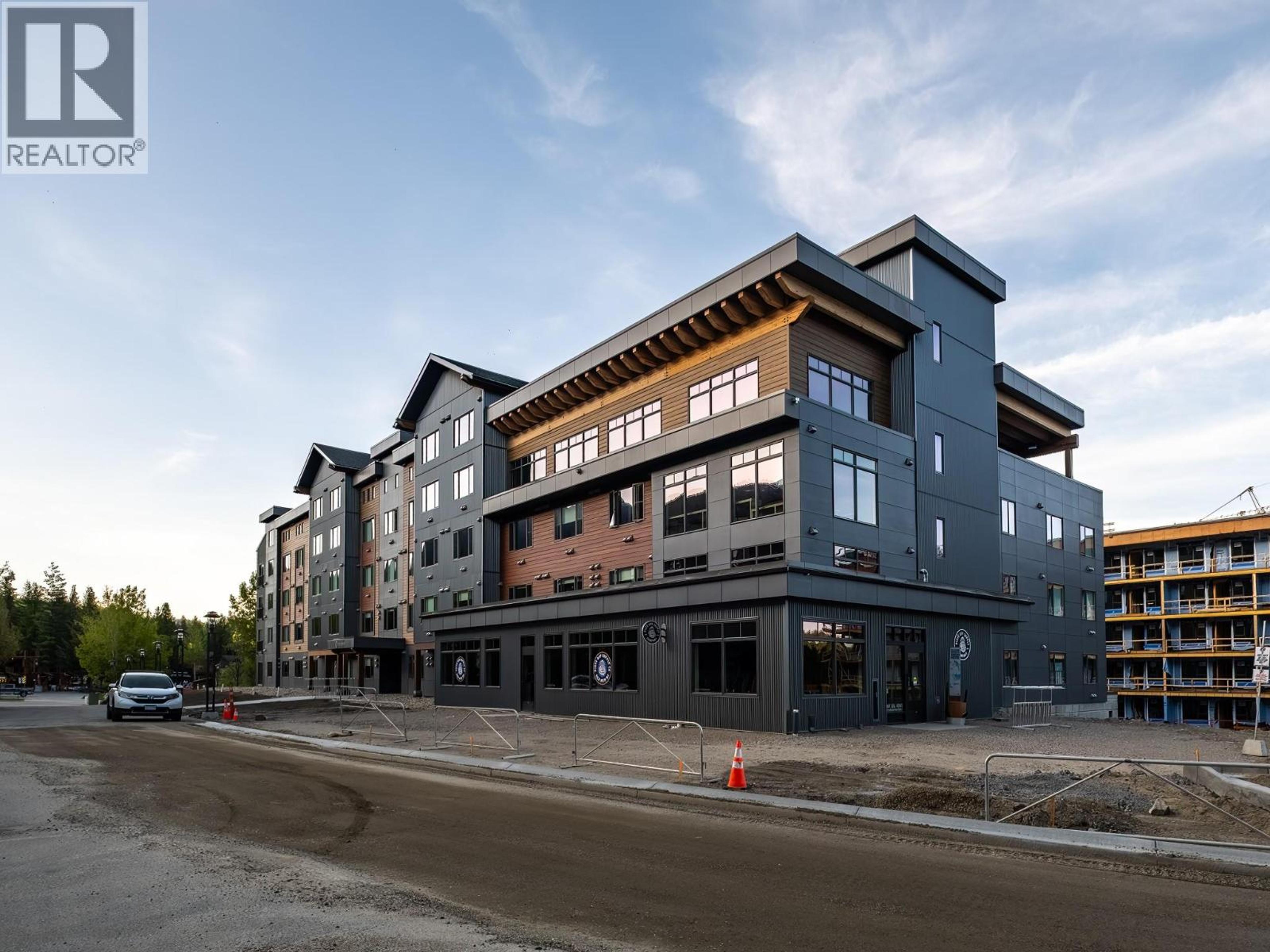 #319 4280 RED MOUNTAIN ROAD - 37