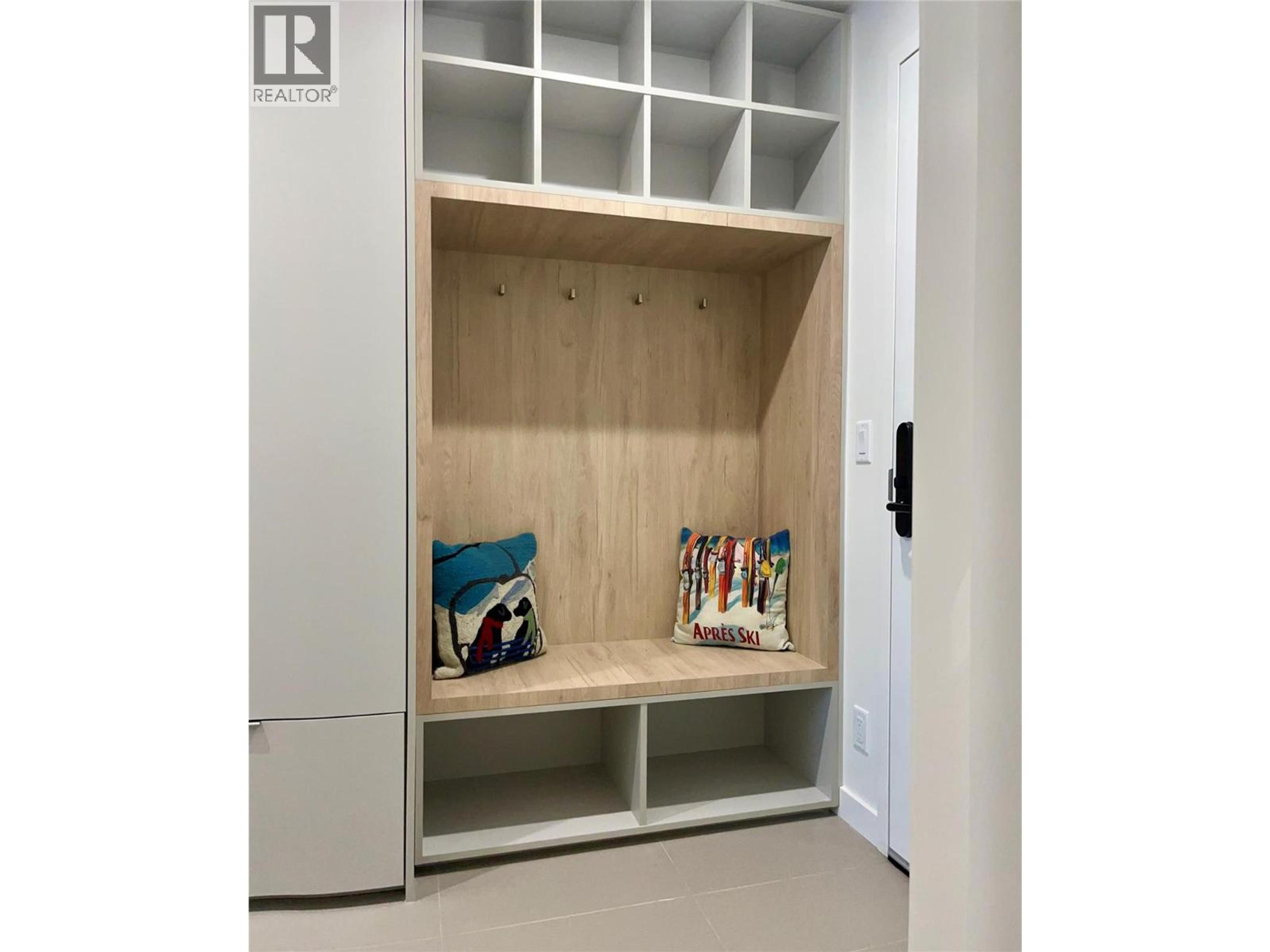 #319 4280 RED MOUNTAIN ROAD - 7