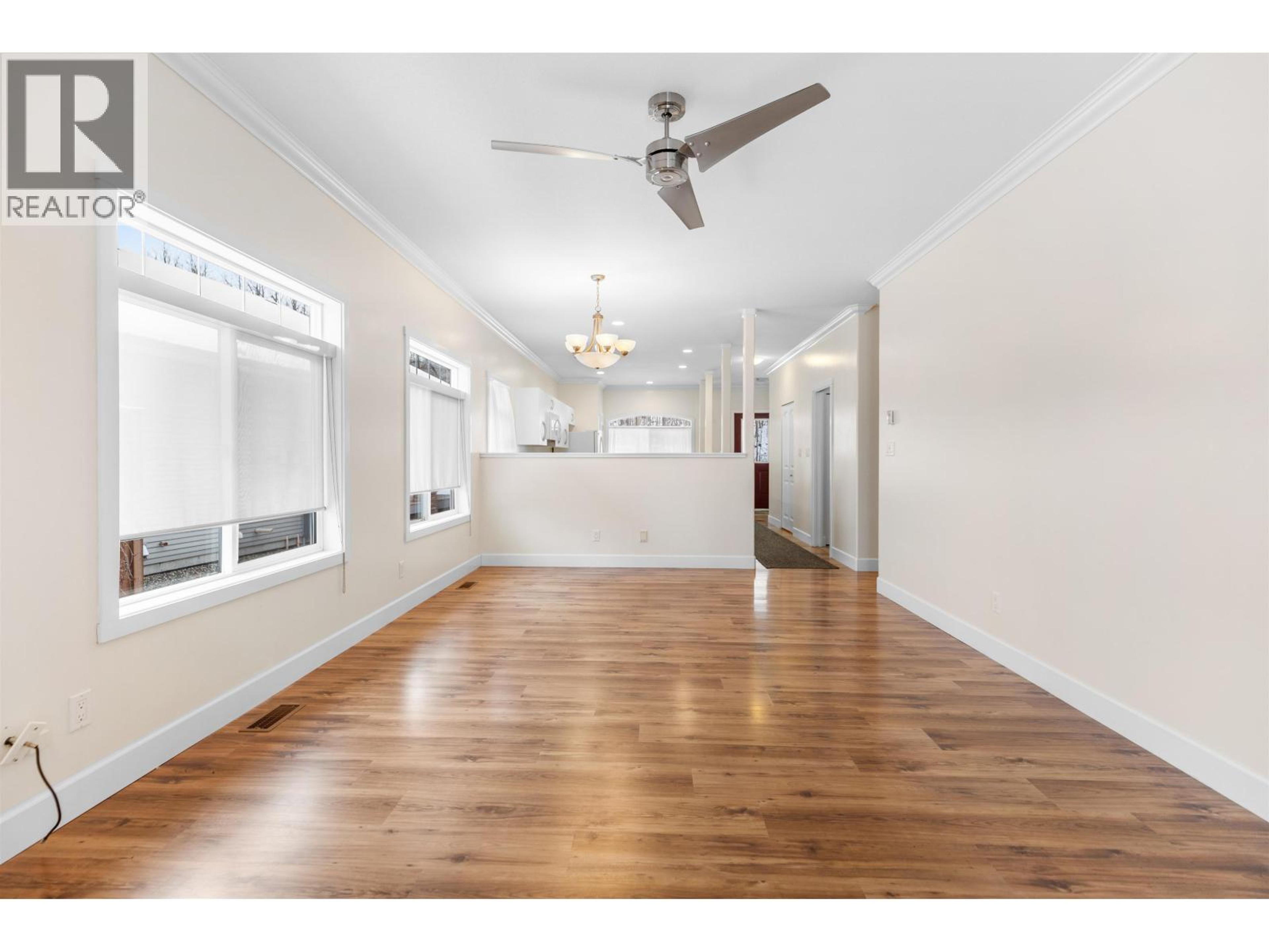 #132 1702 DYKE ROAD - 9