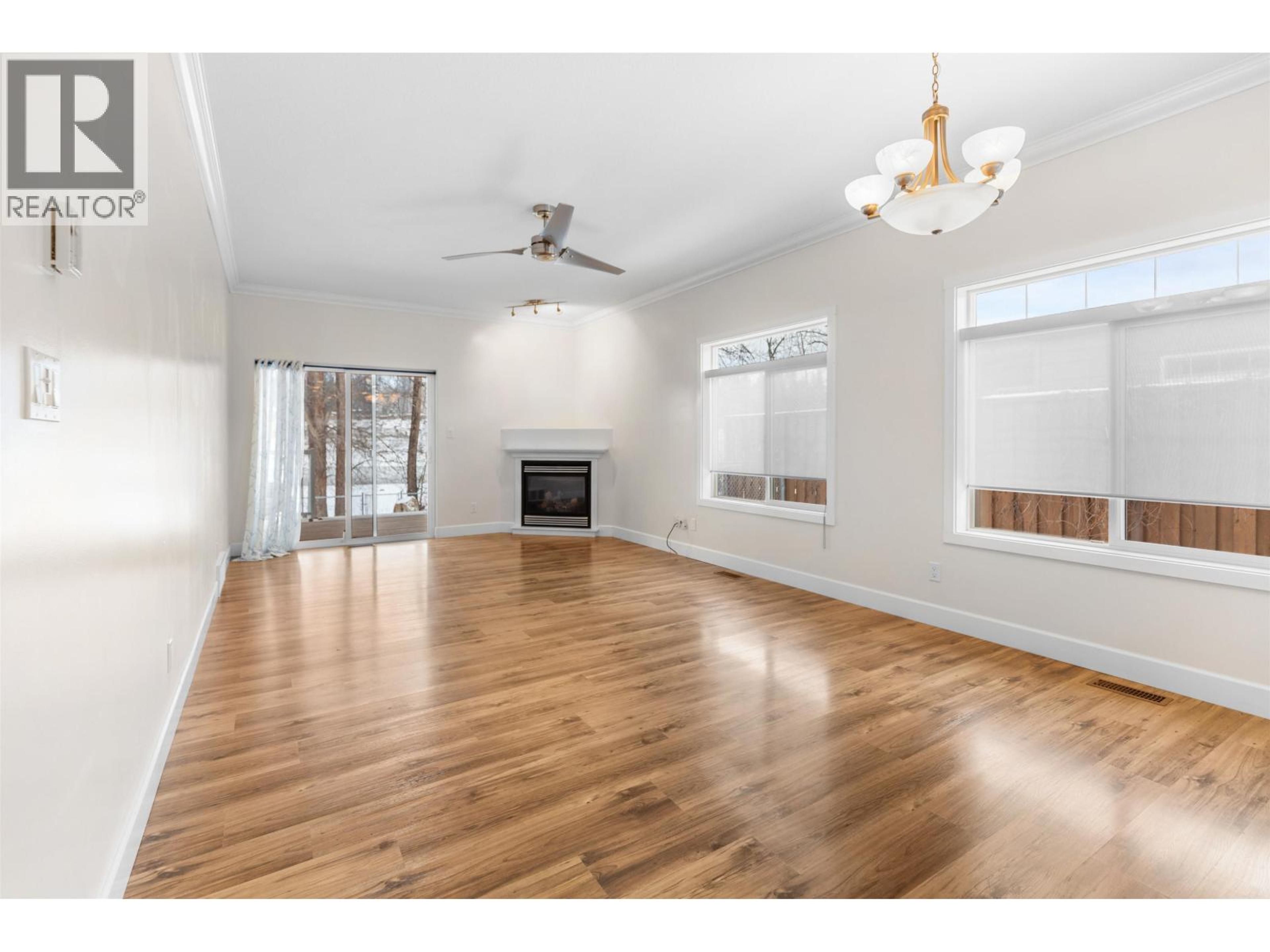 #132 1702 DYKE ROAD - 7