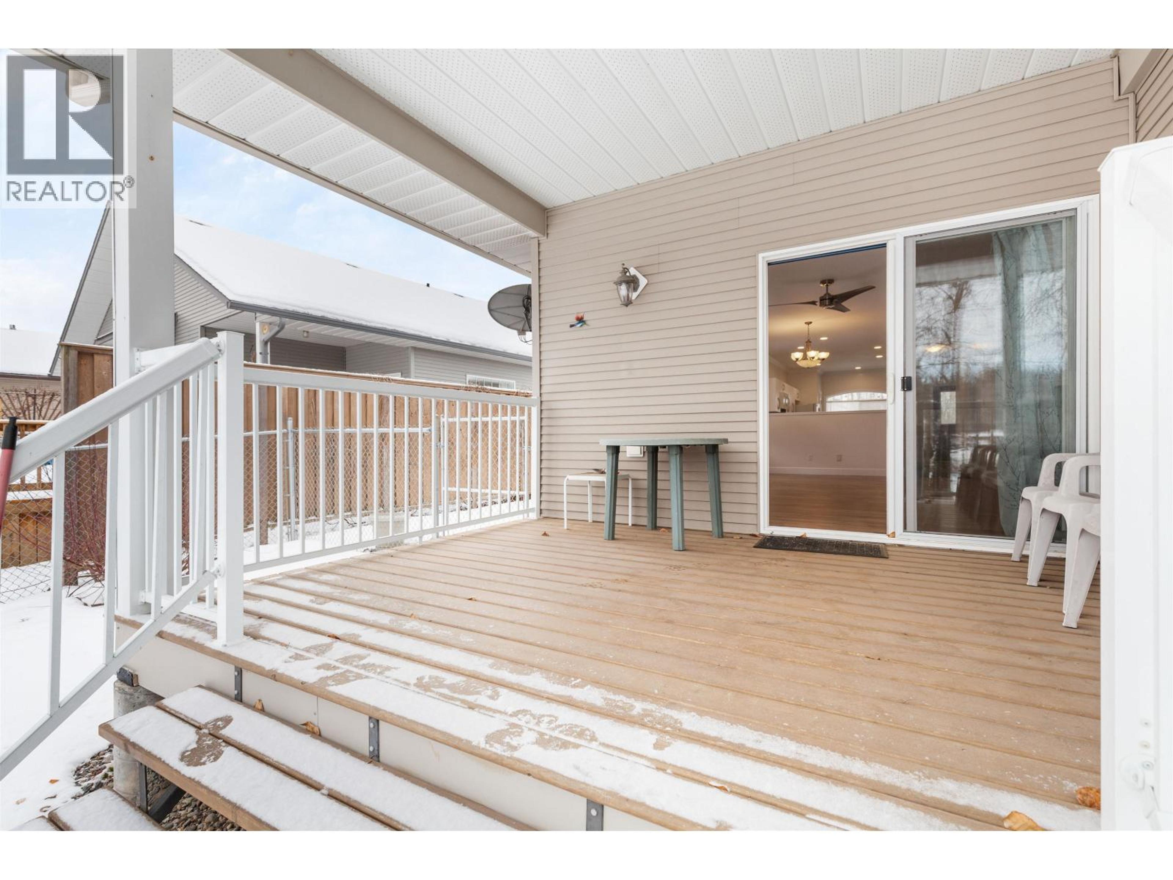 #132 1702 DYKE ROAD - 28