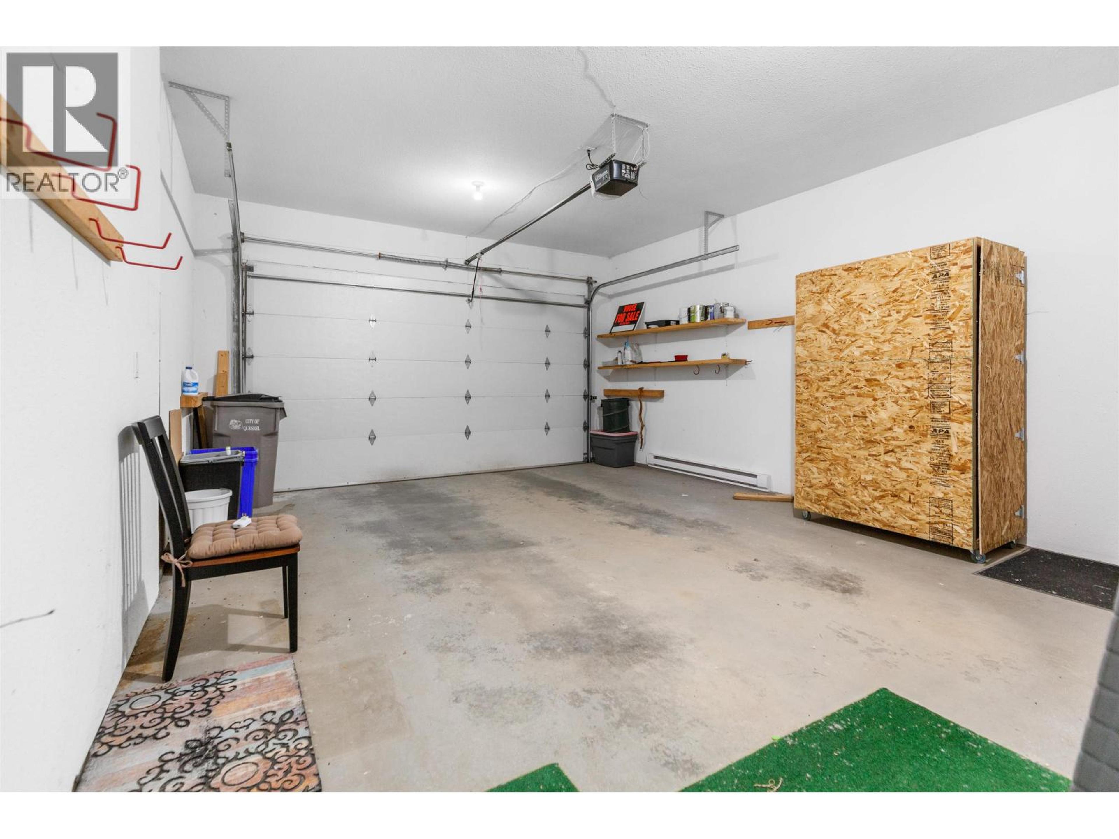 #132 1702 DYKE ROAD - 23