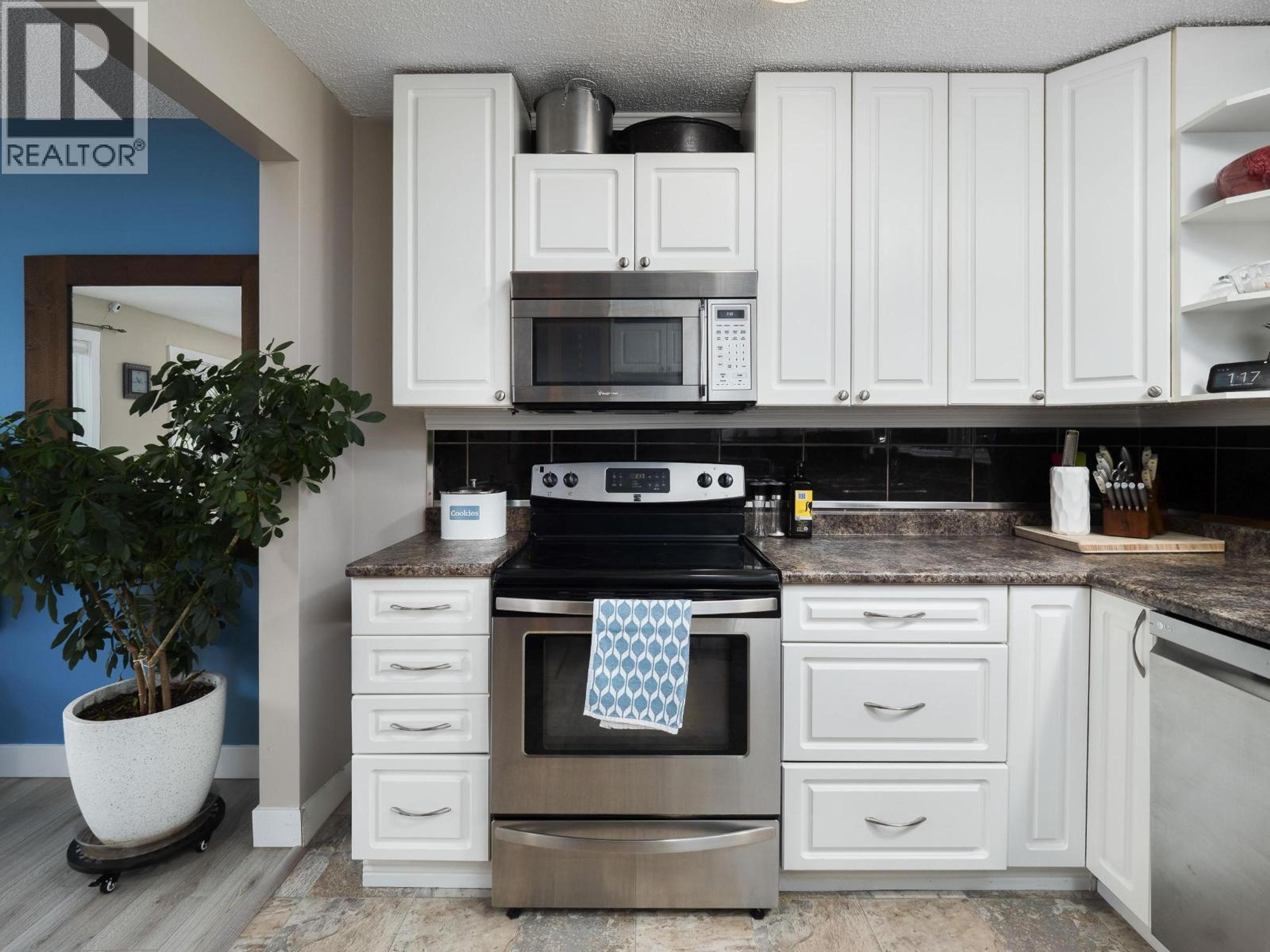 194 MCEACHERN PLACE - 8