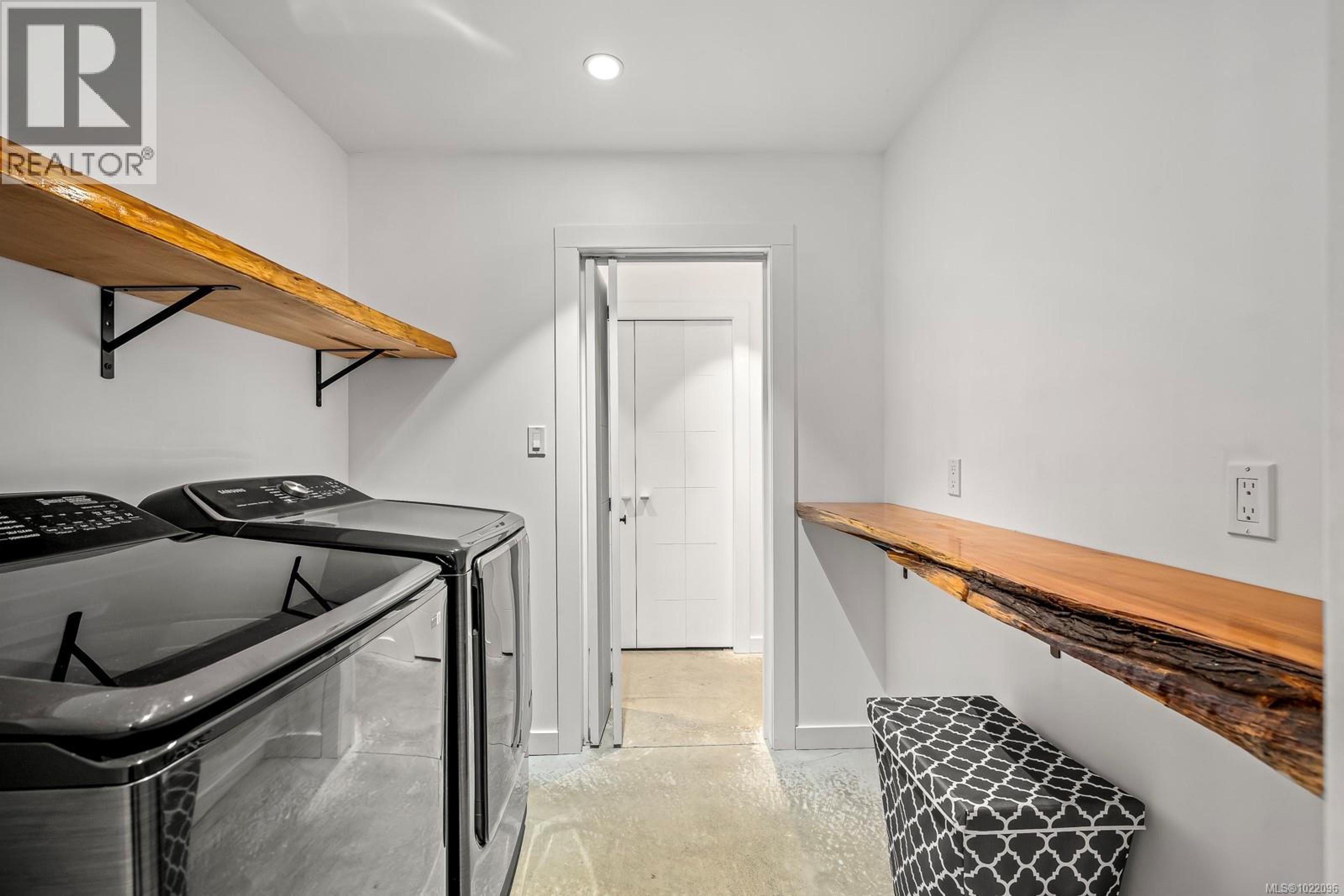 2640 CONVILLE BAY RD - 38