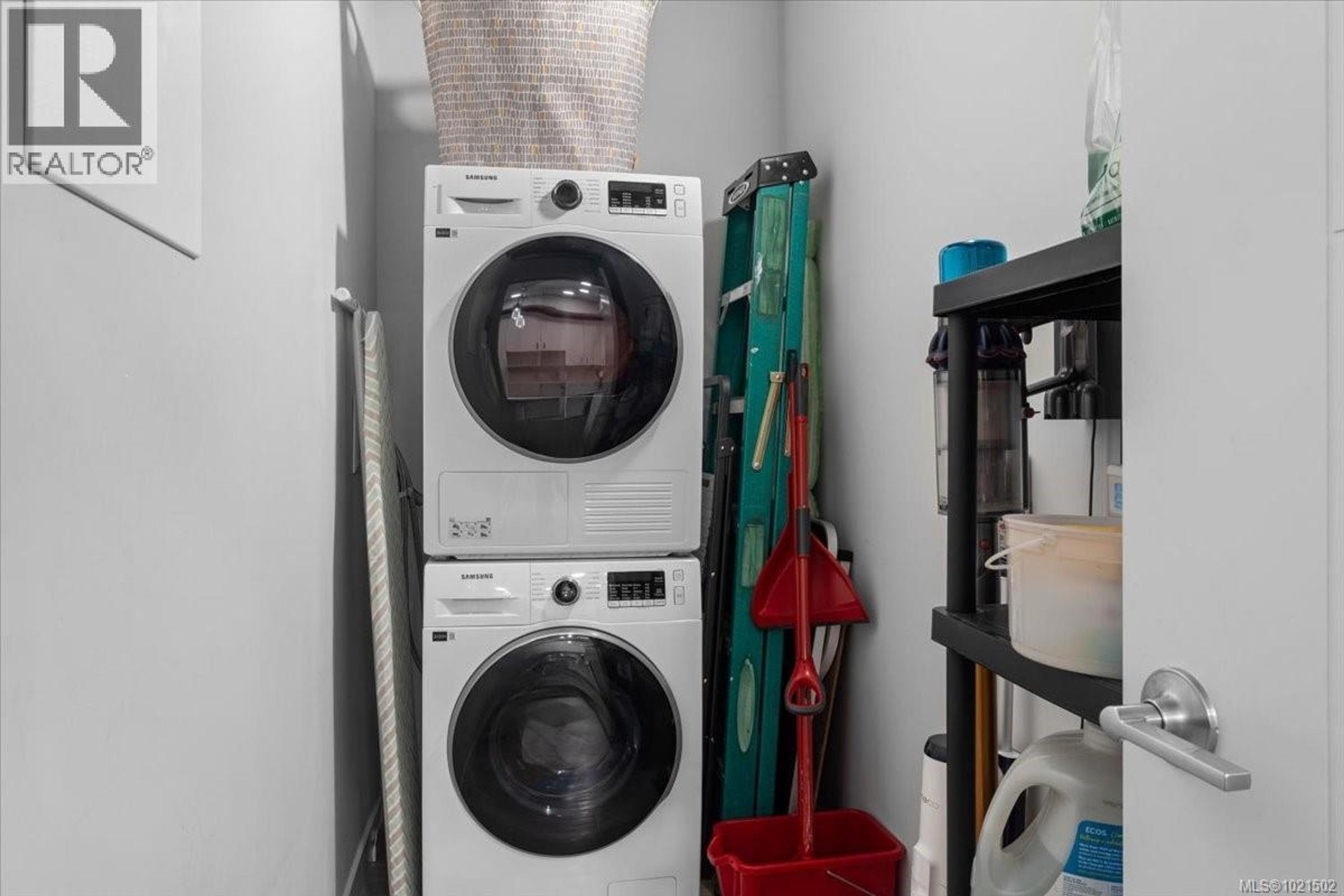 #208N 164 ALBERNI HWY - 21