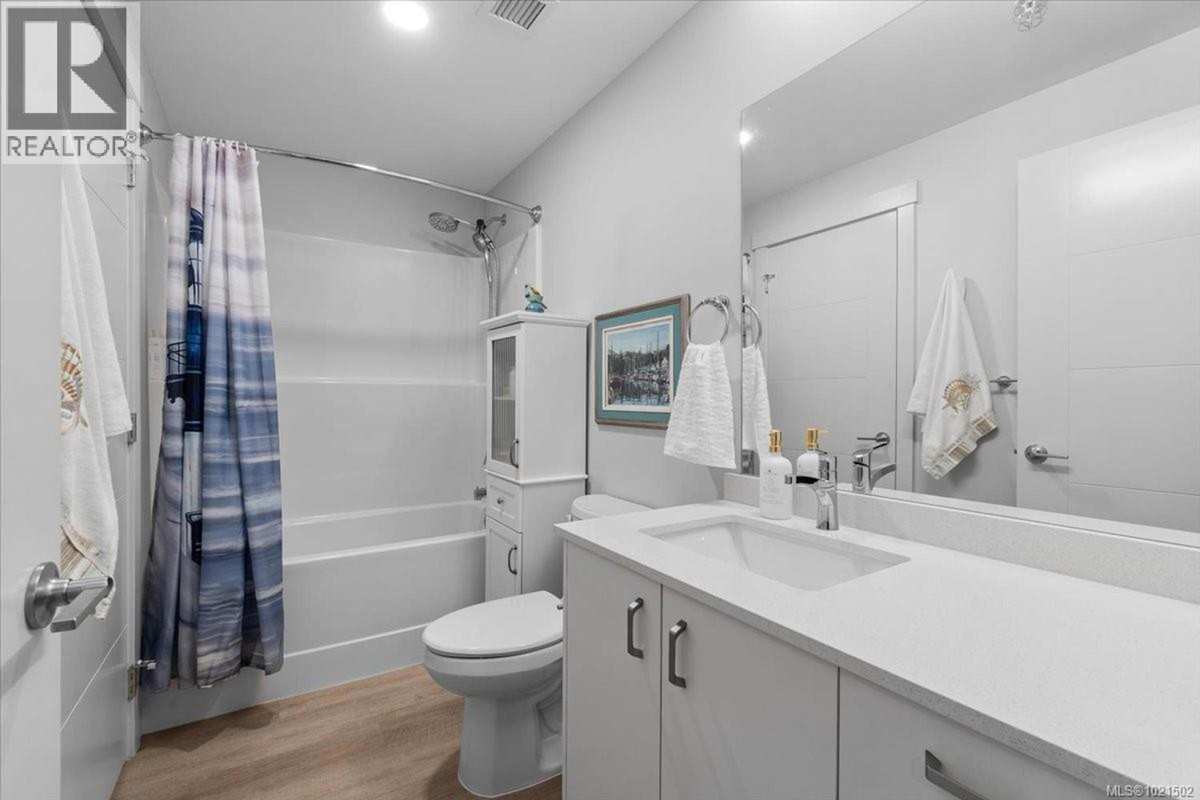 #208N 164 ALBERNI HWY - 19