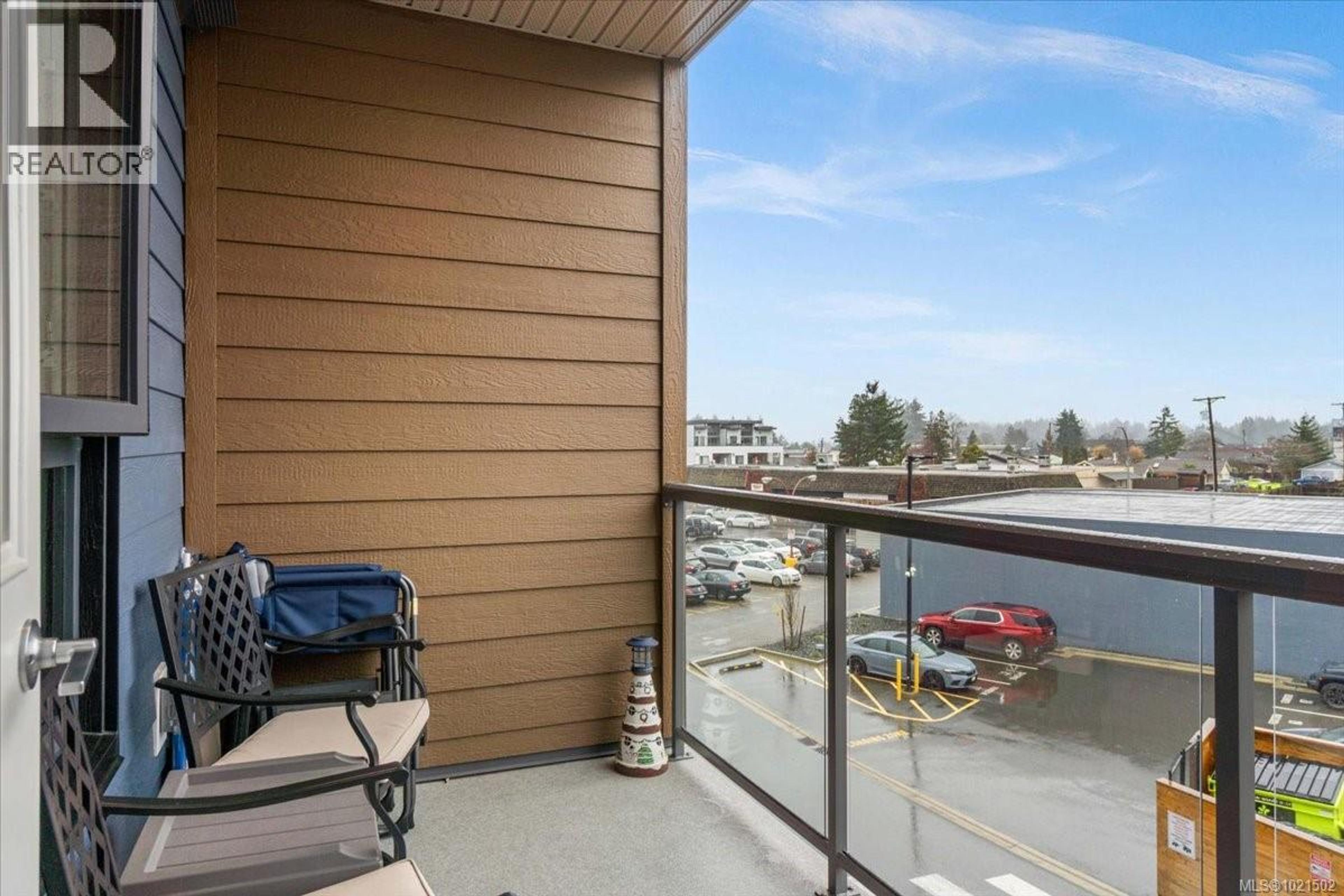 #208N 164 ALBERNI HWY - 9