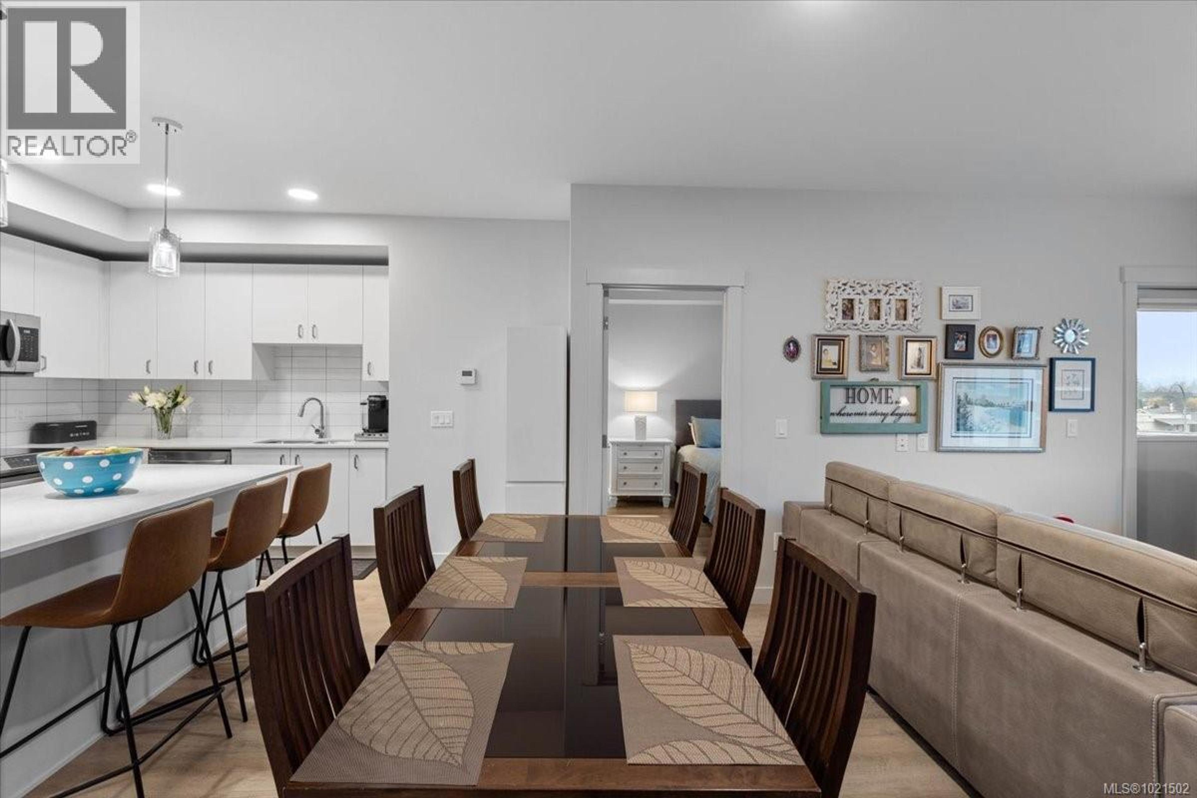 #208N 164 ALBERNI HWY - 5