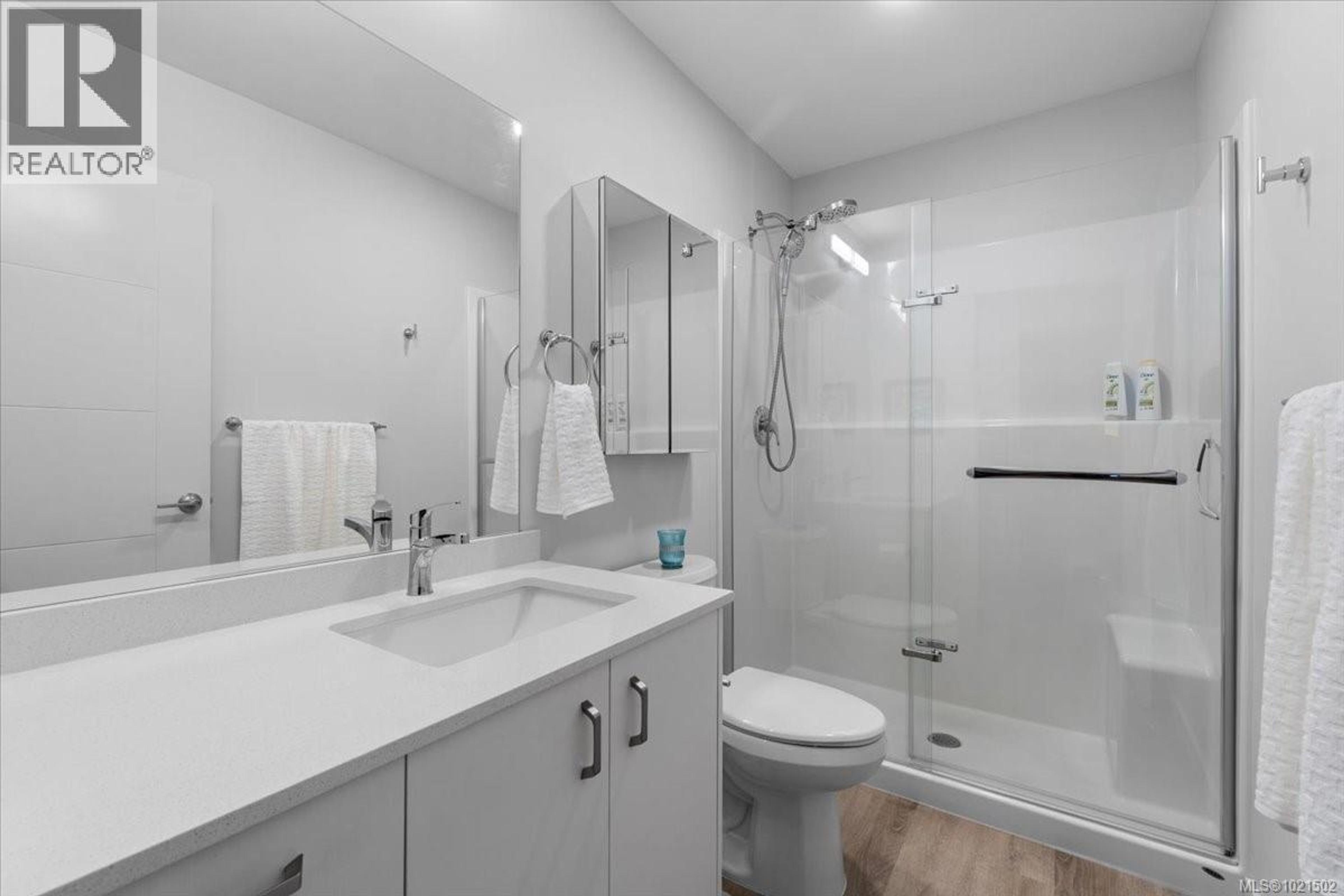 #208N 164 ALBERNI HWY - 15