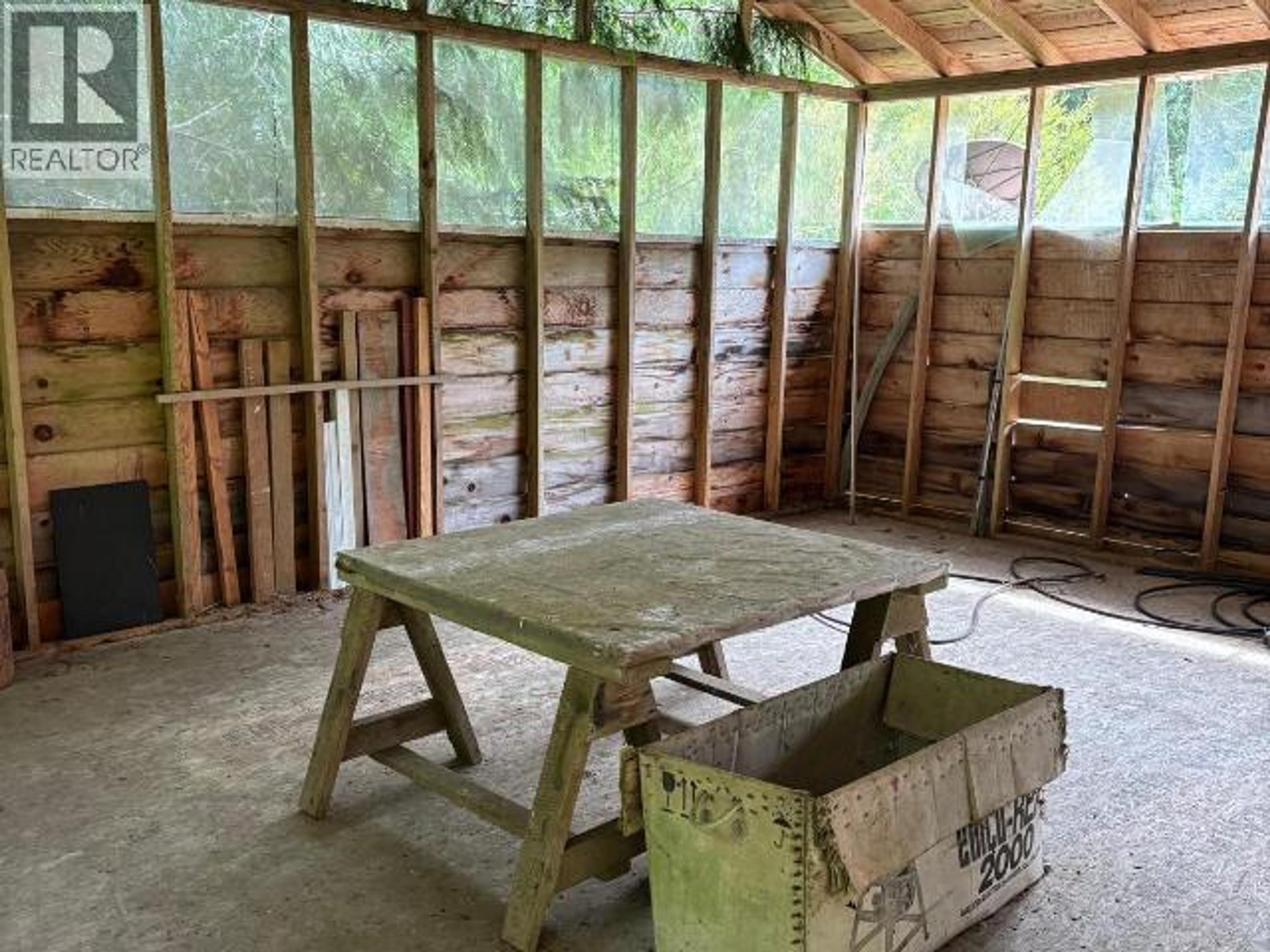 3533 GILLIES BAY ROAD - 33