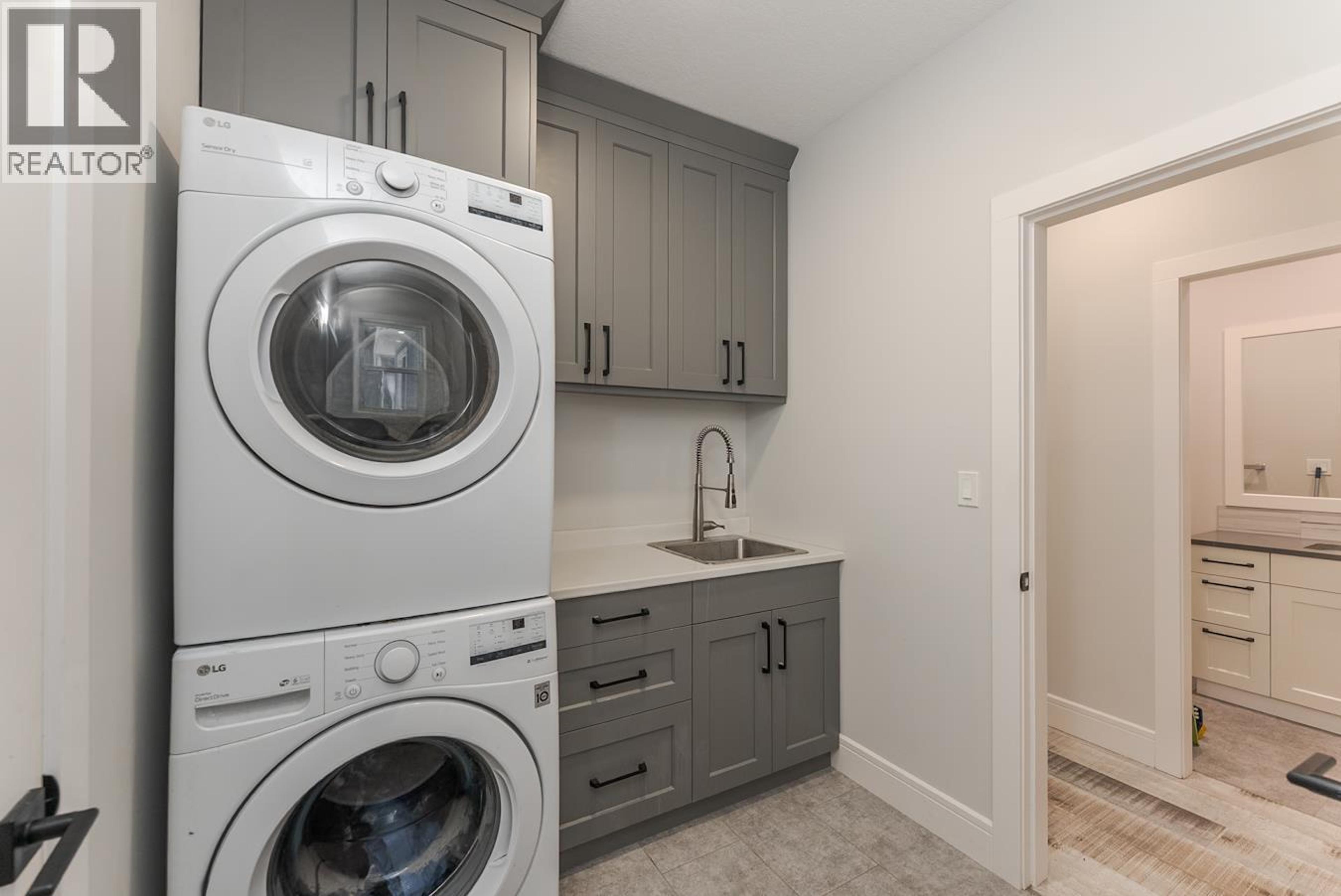 3350 HILLSIDE DRIVE - 12