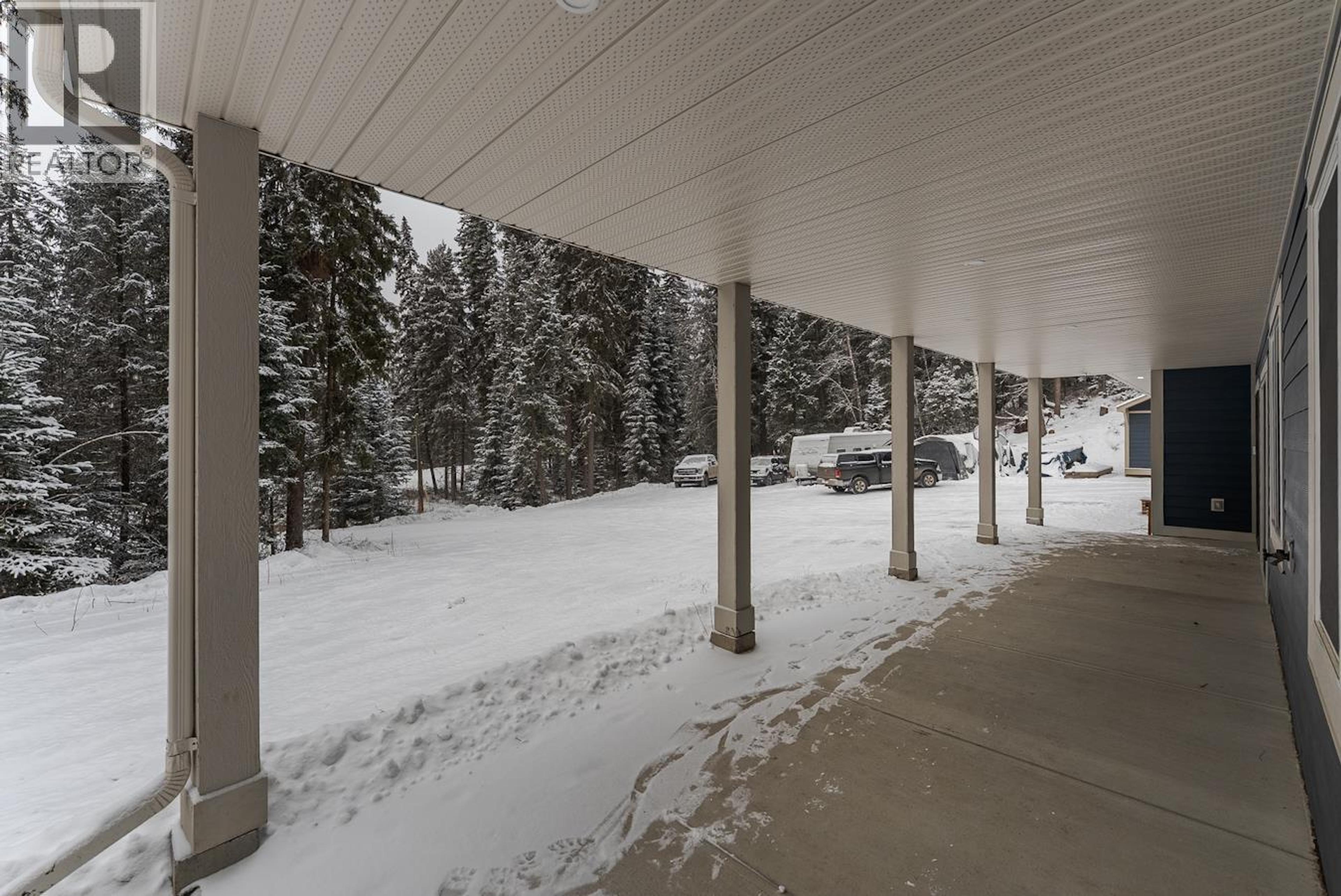 3350 HILLSIDE DRIVE - 37