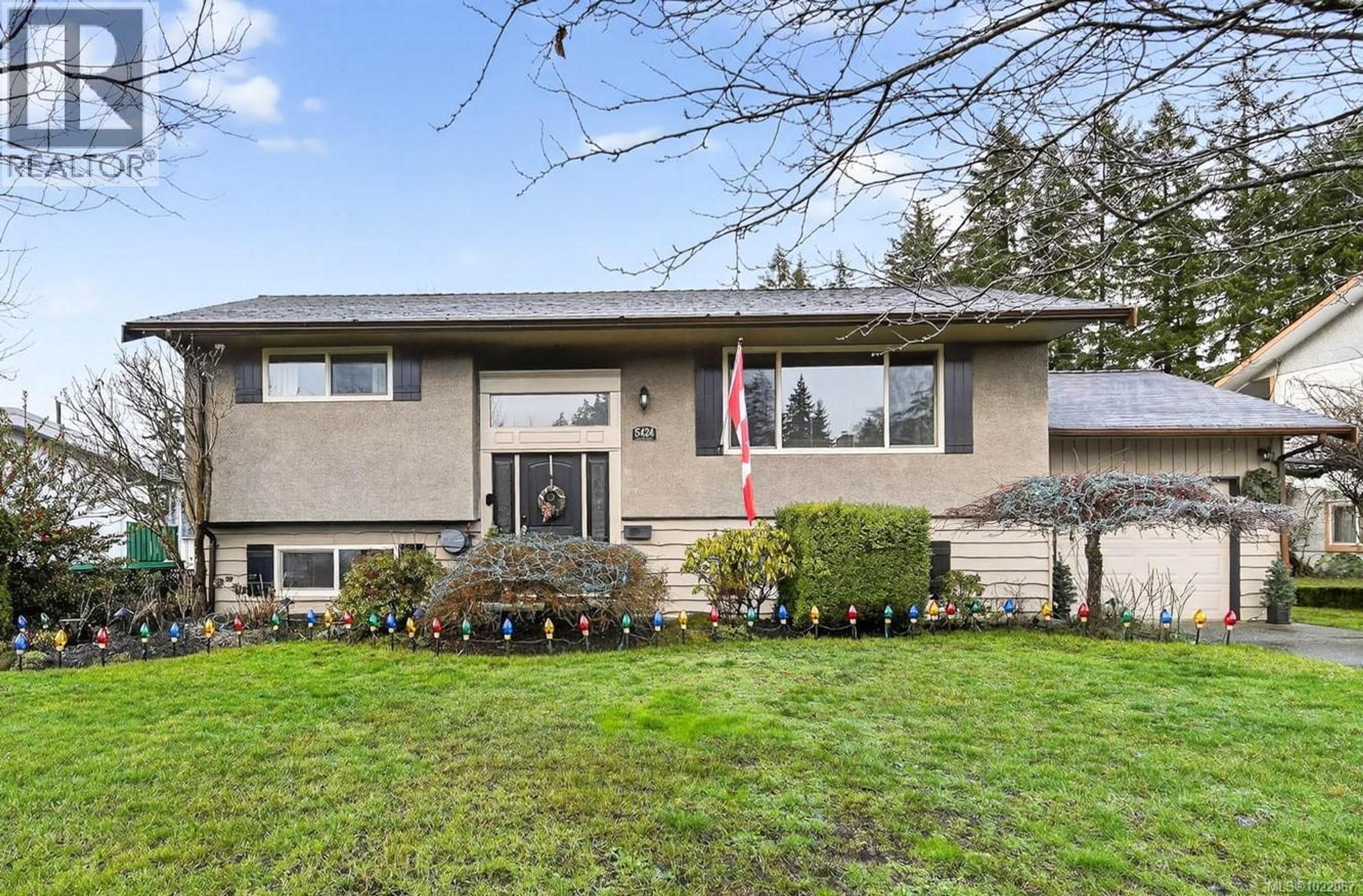 5424 HASLAM DR - Main Image