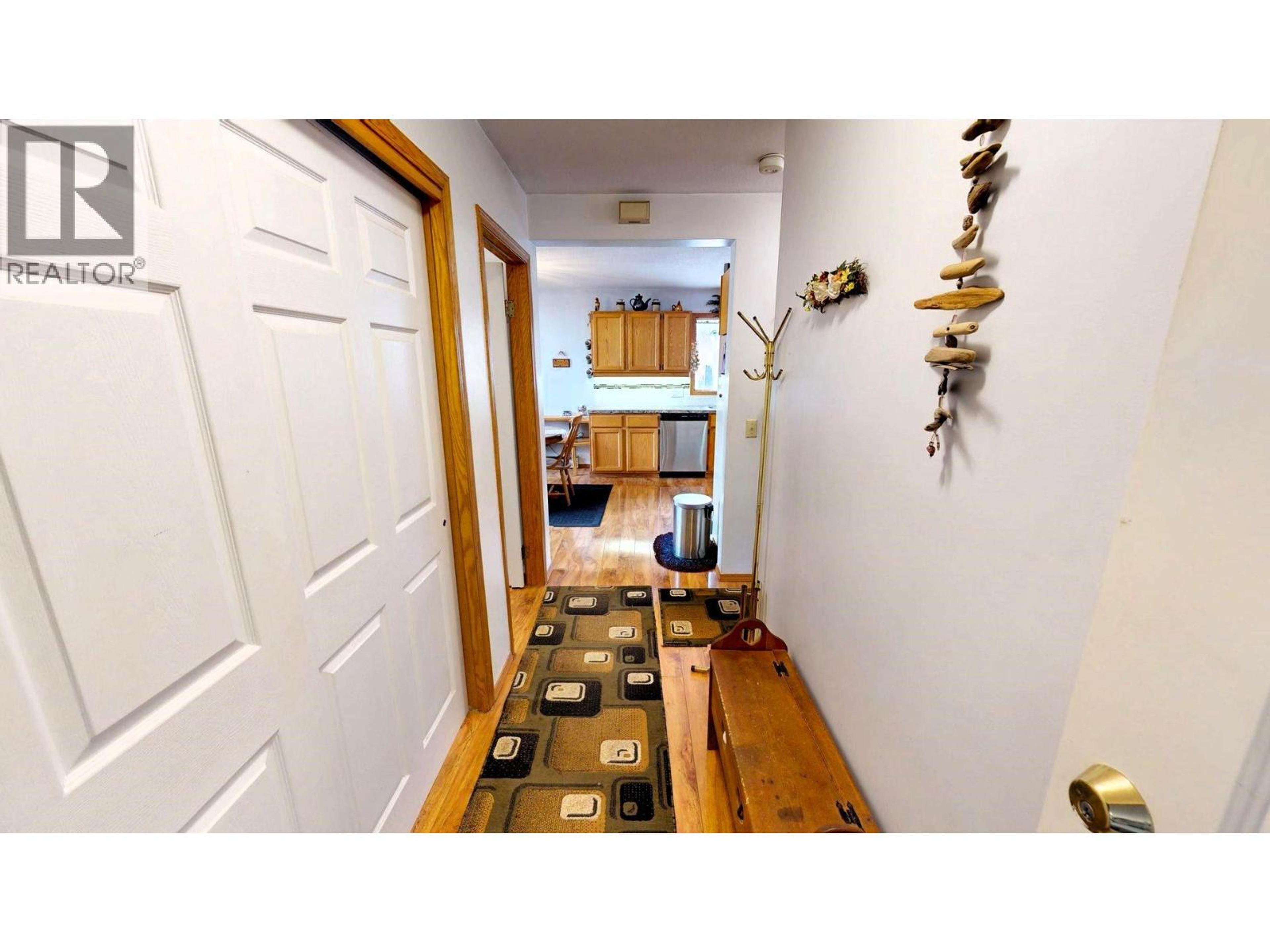 7319 GLACIER DRIVE - 27