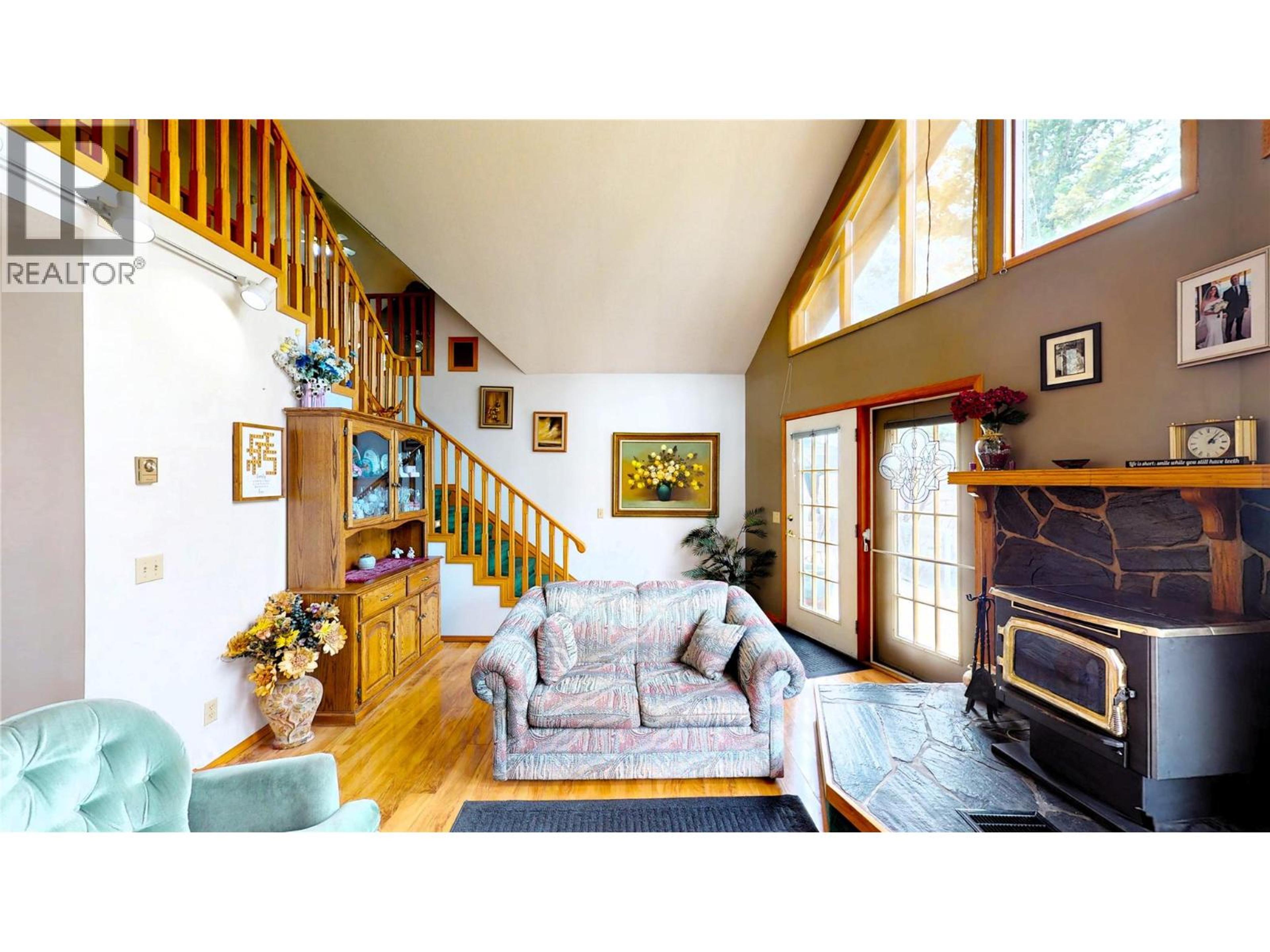 7319 GLACIER DRIVE - 5