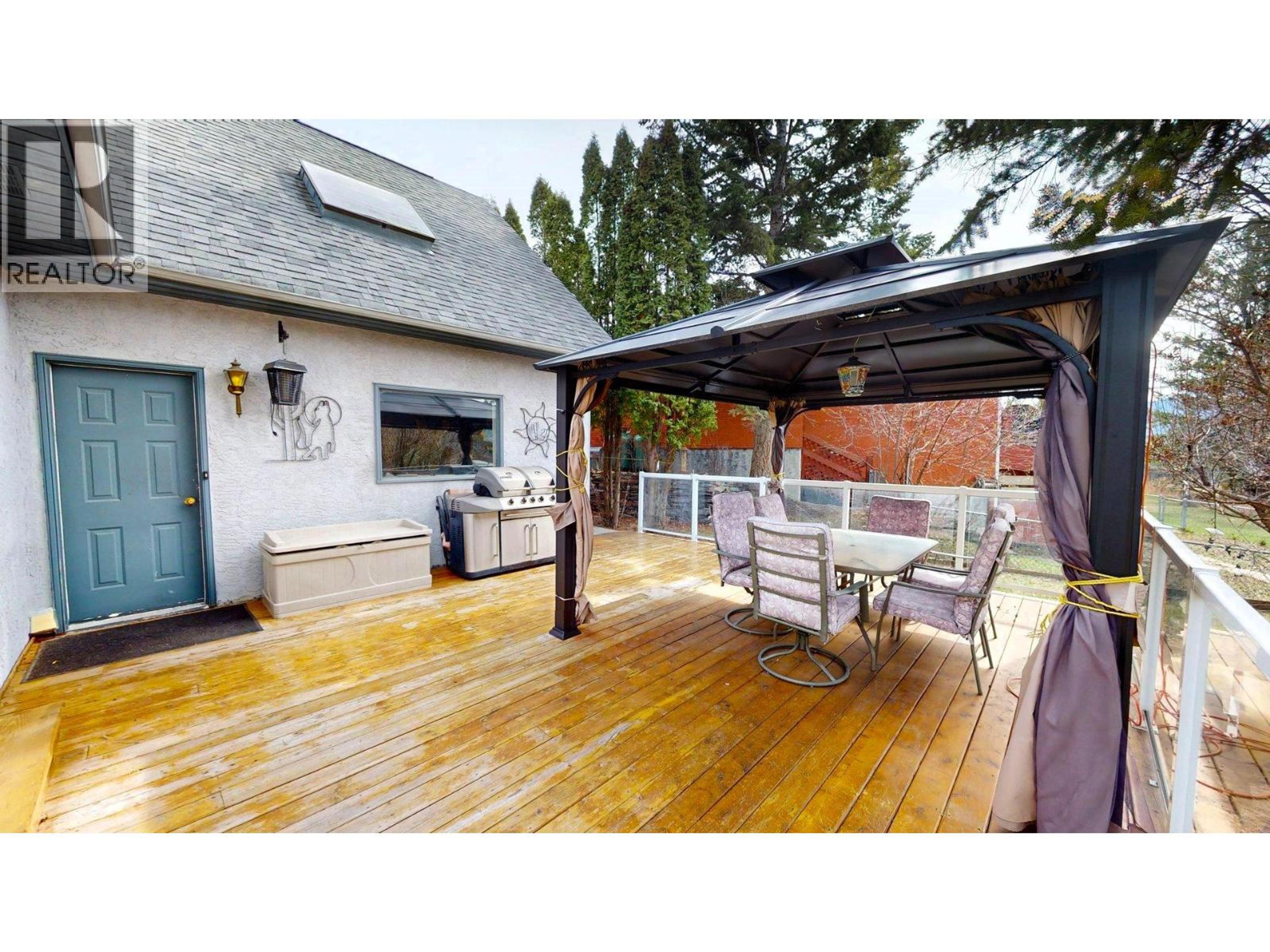 7319 GLACIER DRIVE - 32