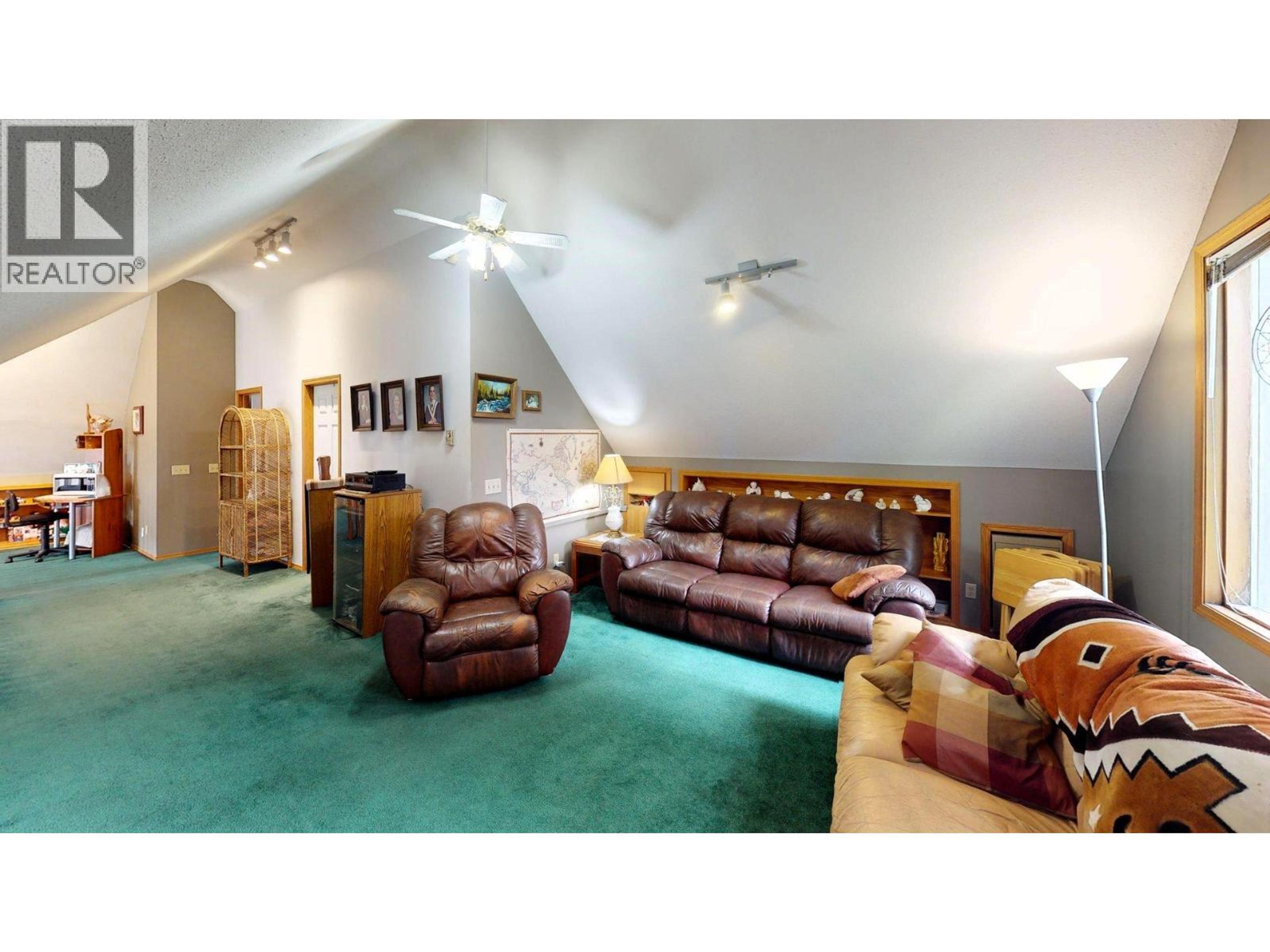 7319 GLACIER DRIVE - 52