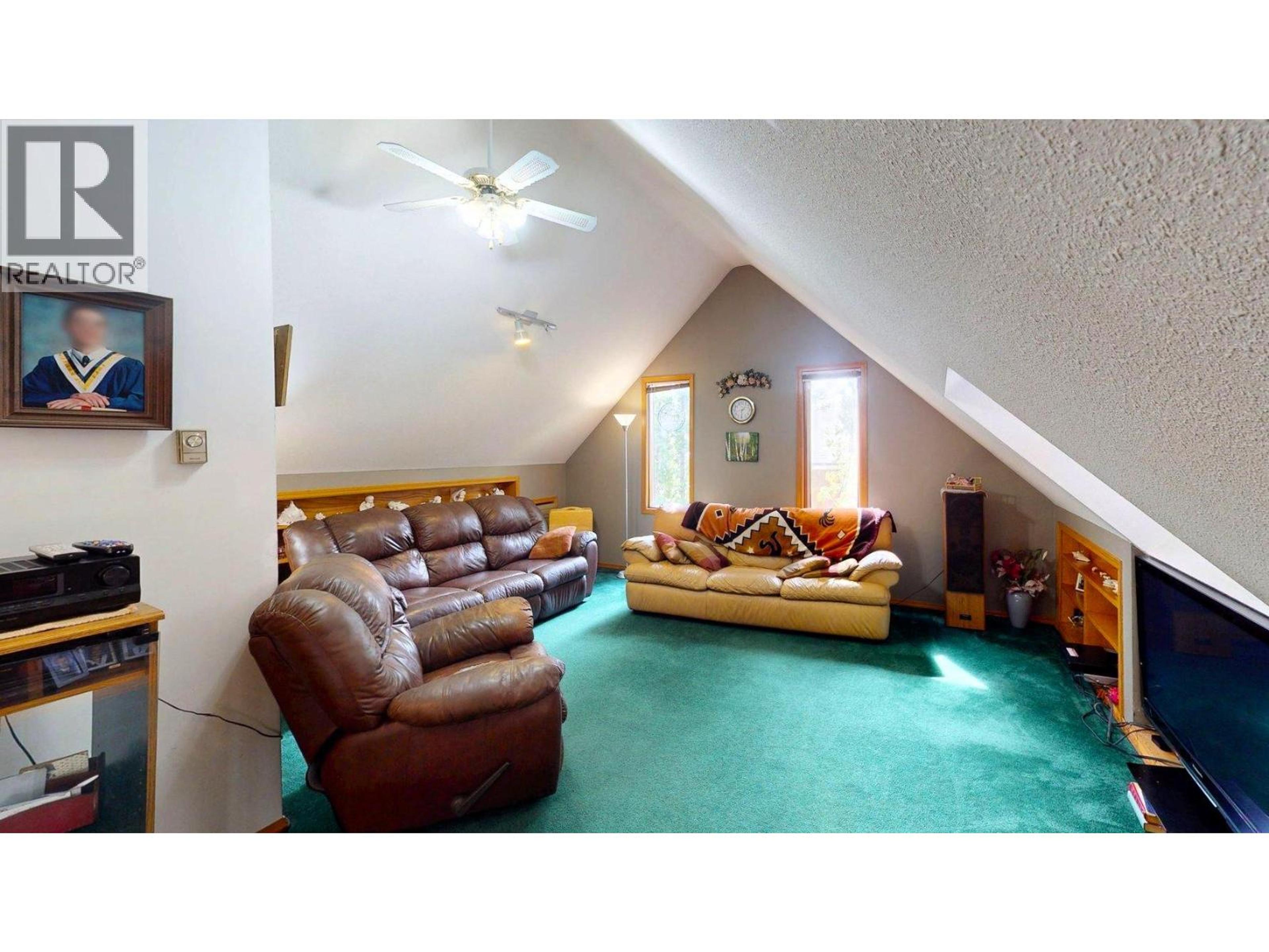 7319 GLACIER DRIVE - 48