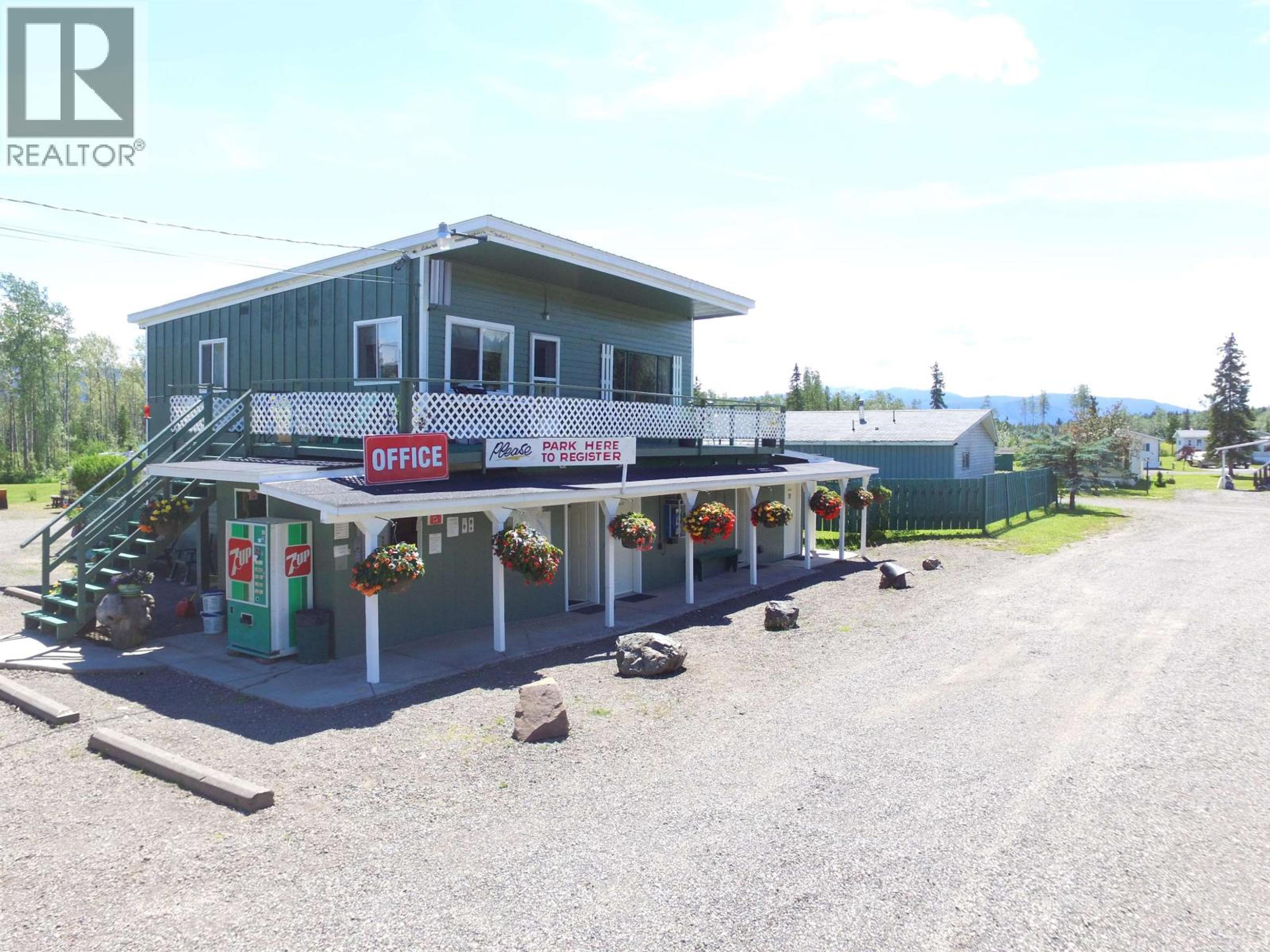 3960 DRIVE IN ROAD - Image 9