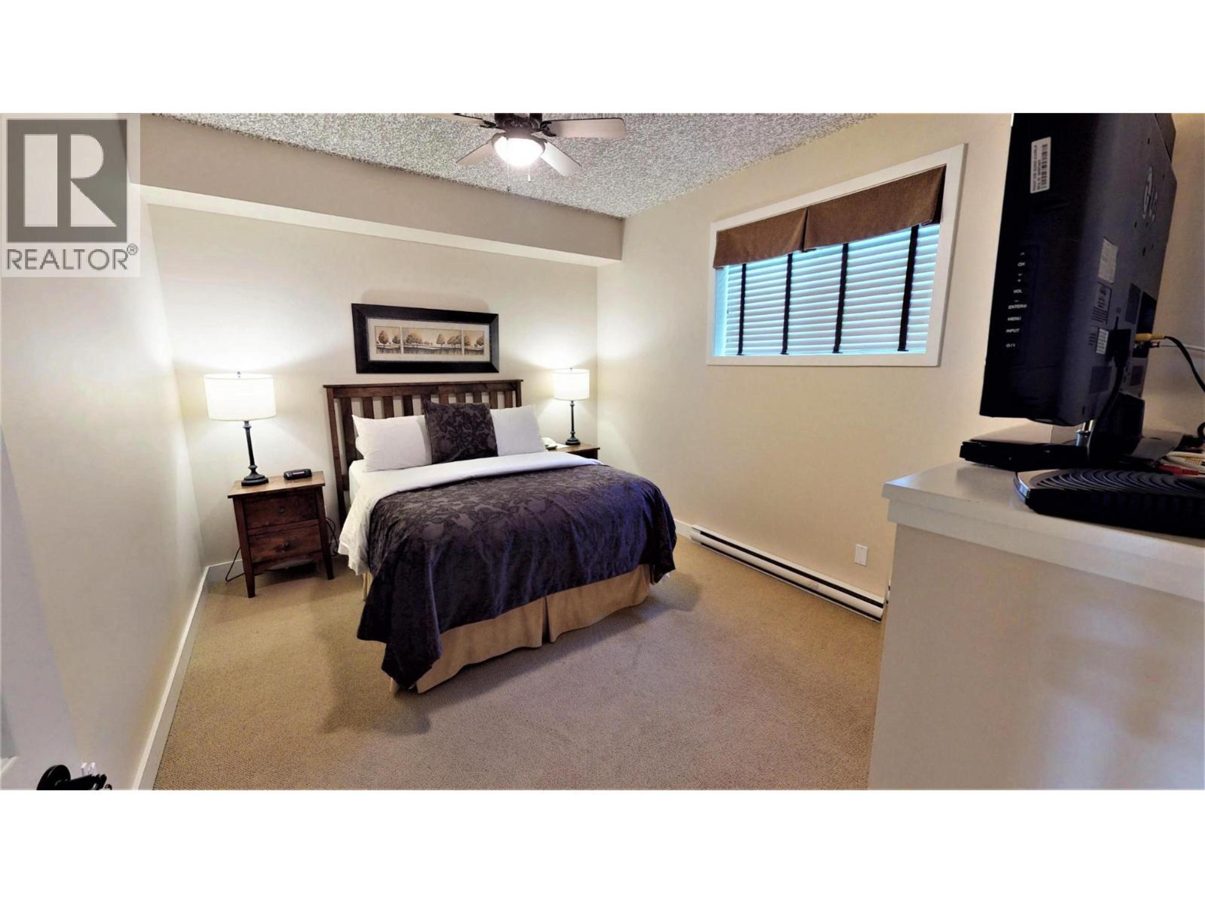 #415 Q 400 BIGHORN BOULEVARD - 25