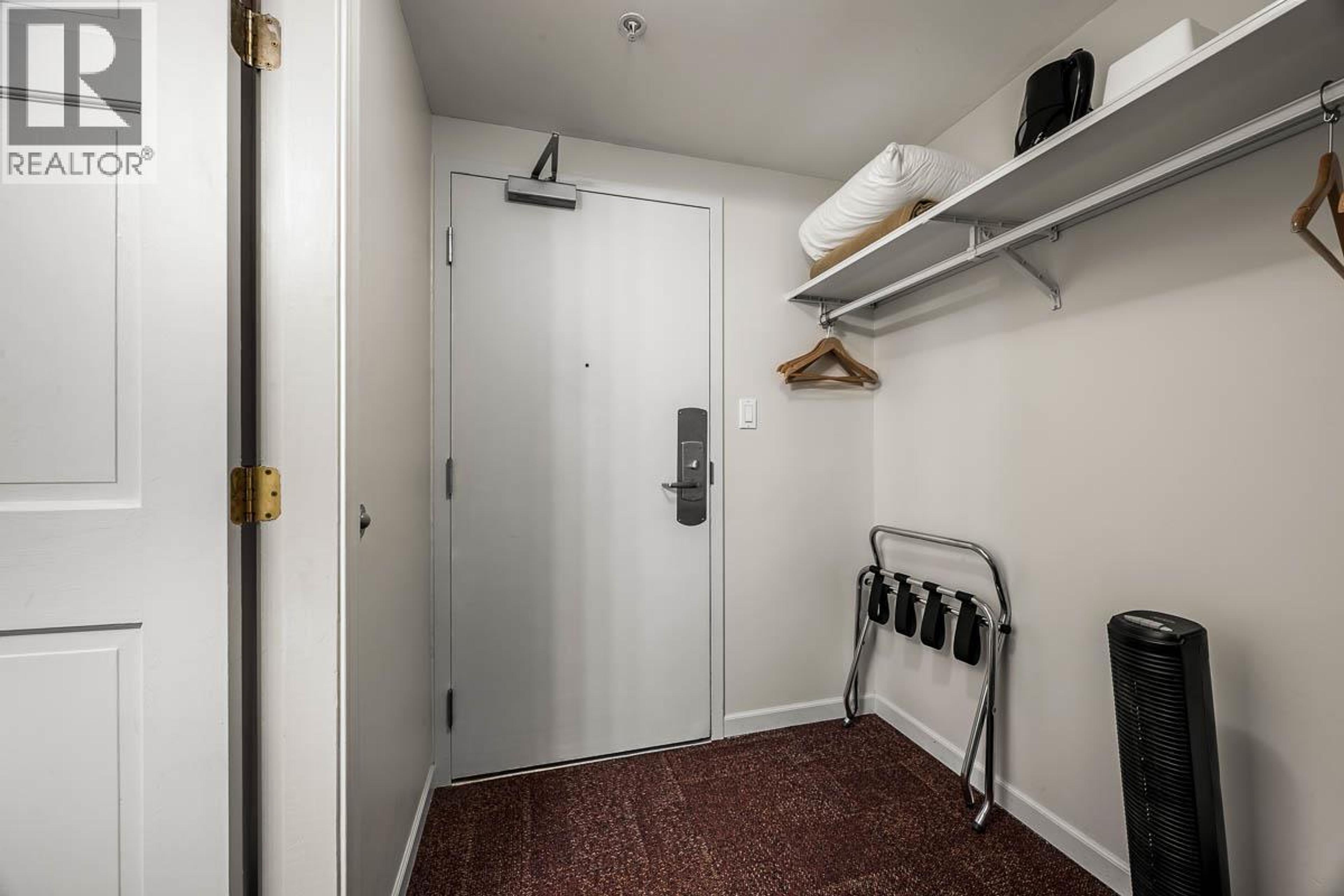 #205/211 3220 VILLAGE WAY - 11