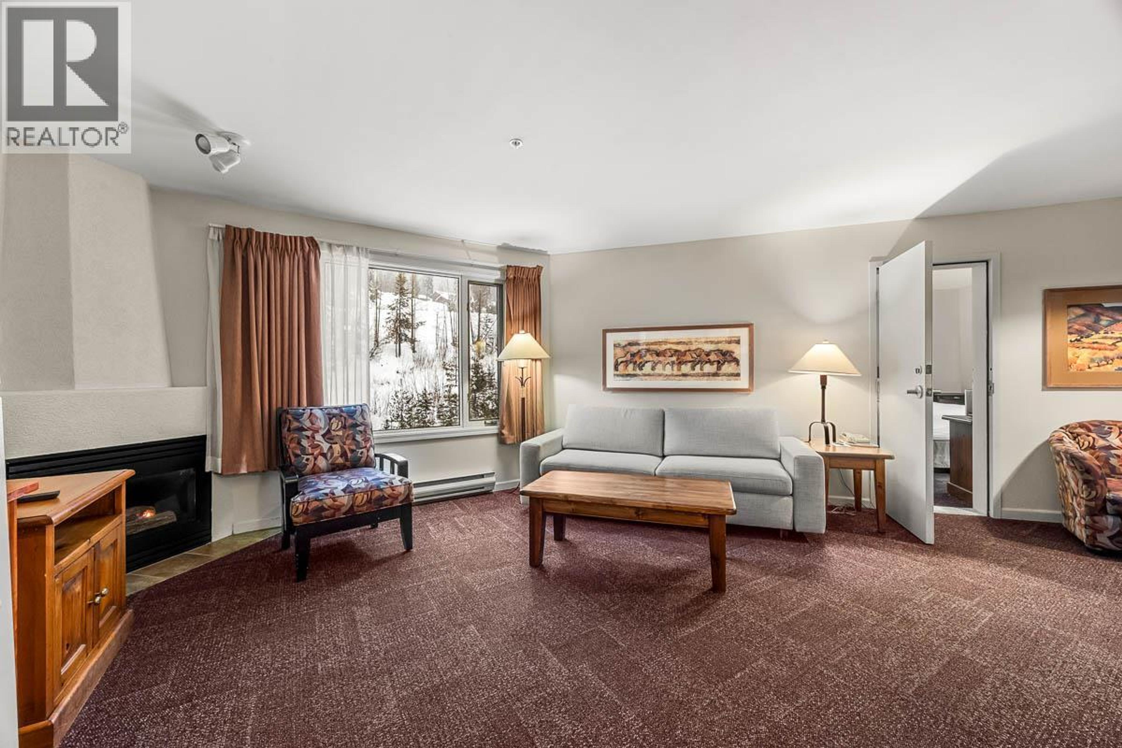 #205/211 3220 VILLAGE WAY - 5