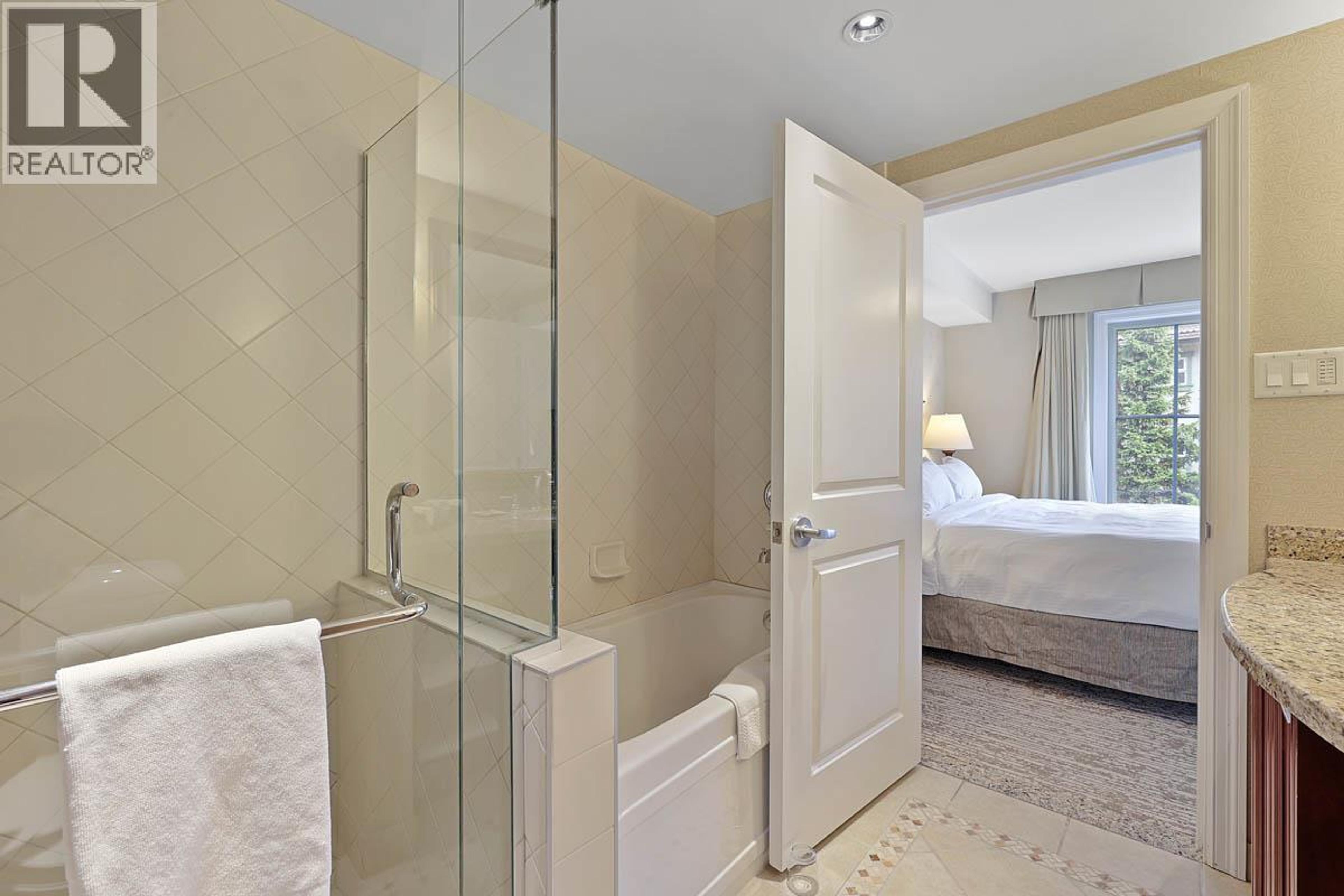 #1313B 3250 VILLAGE WAY - Image 15