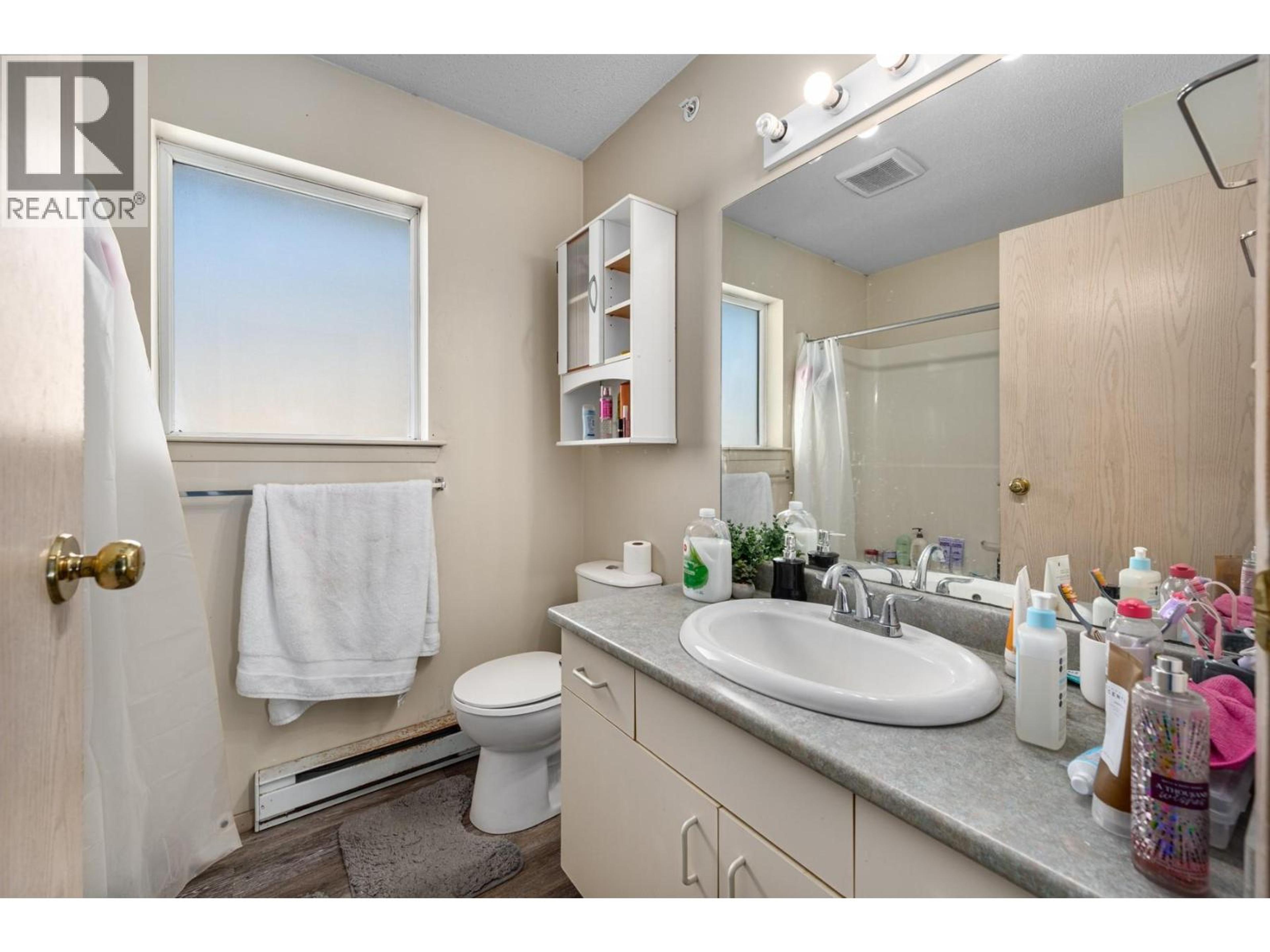 #301 2802 GRANDVIEW HEIGHTS LOT# SL9 - 11