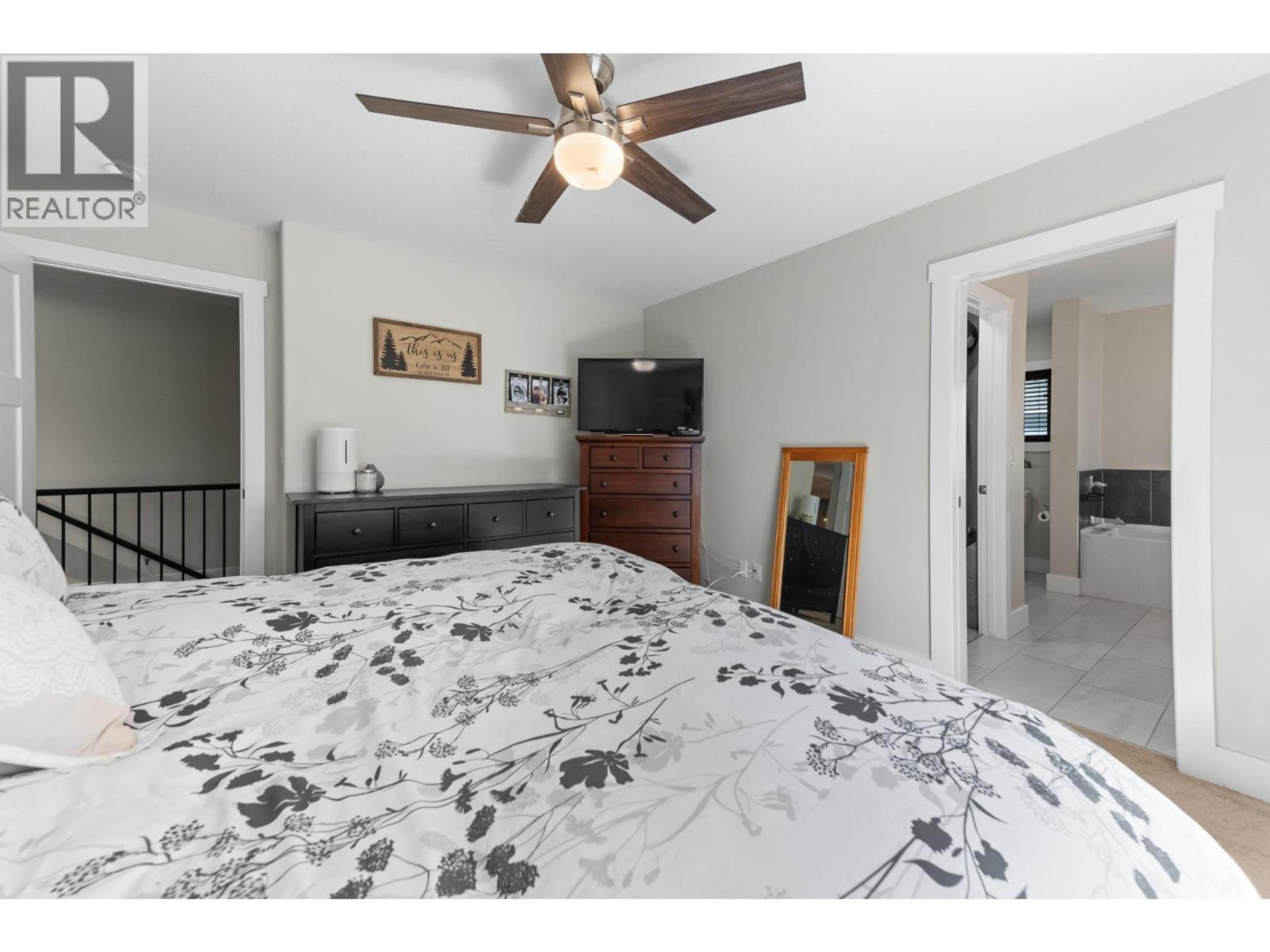 12 ALPINE TRAIL PLACE - 20