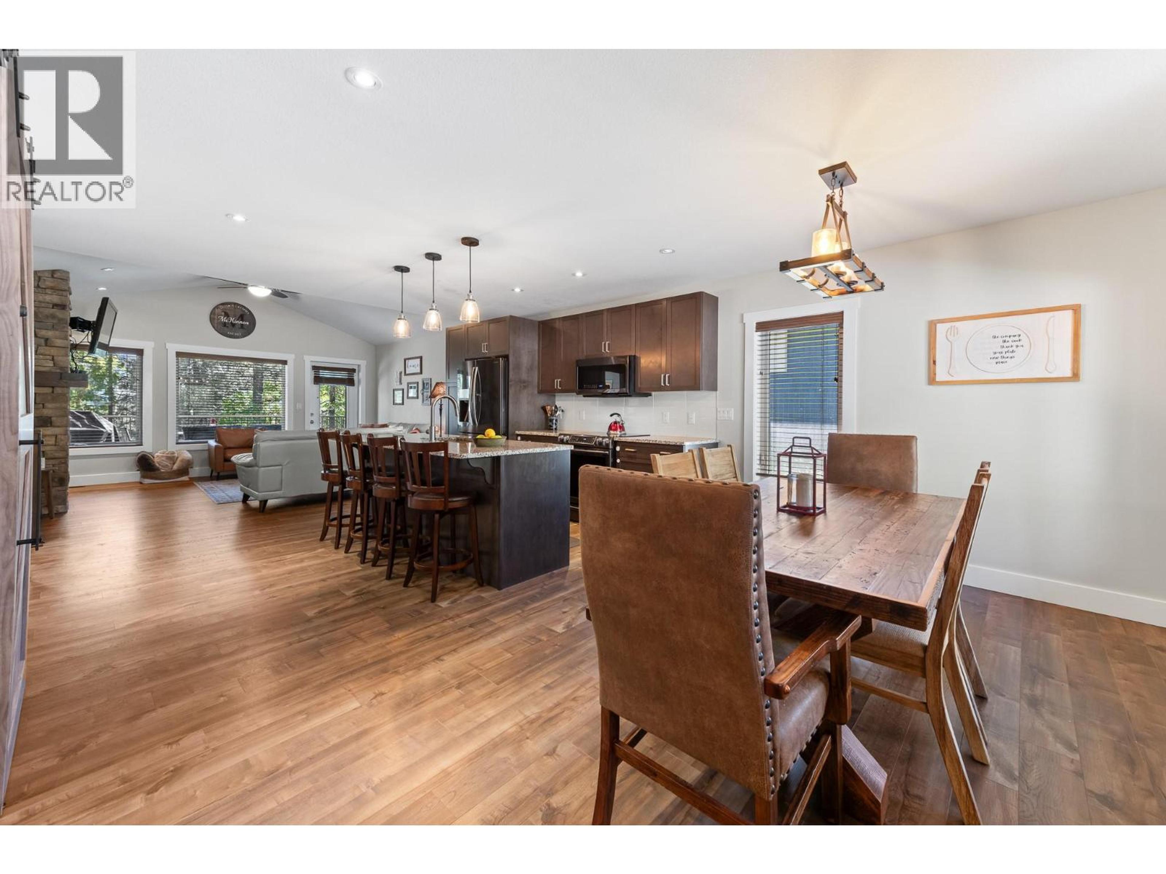 12 ALPINE TRAIL PLACE - 35